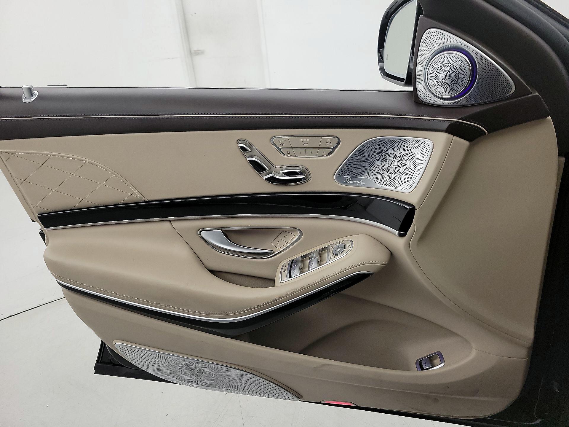 Thumbnail: 2019 Mercedes-Benz S-Class - 12