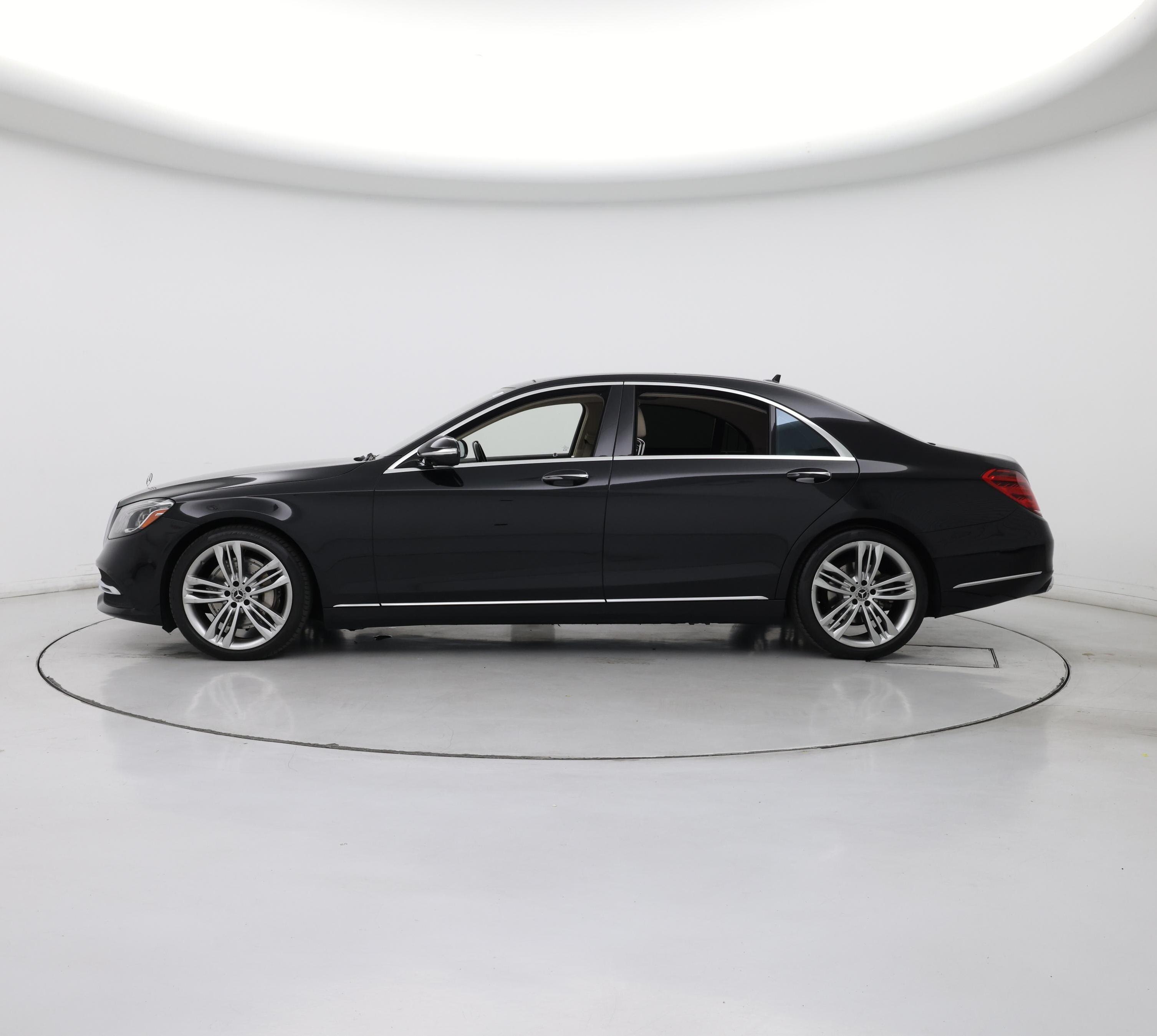Thumbnail: 2019 Mercedes-Benz S-Class - 3