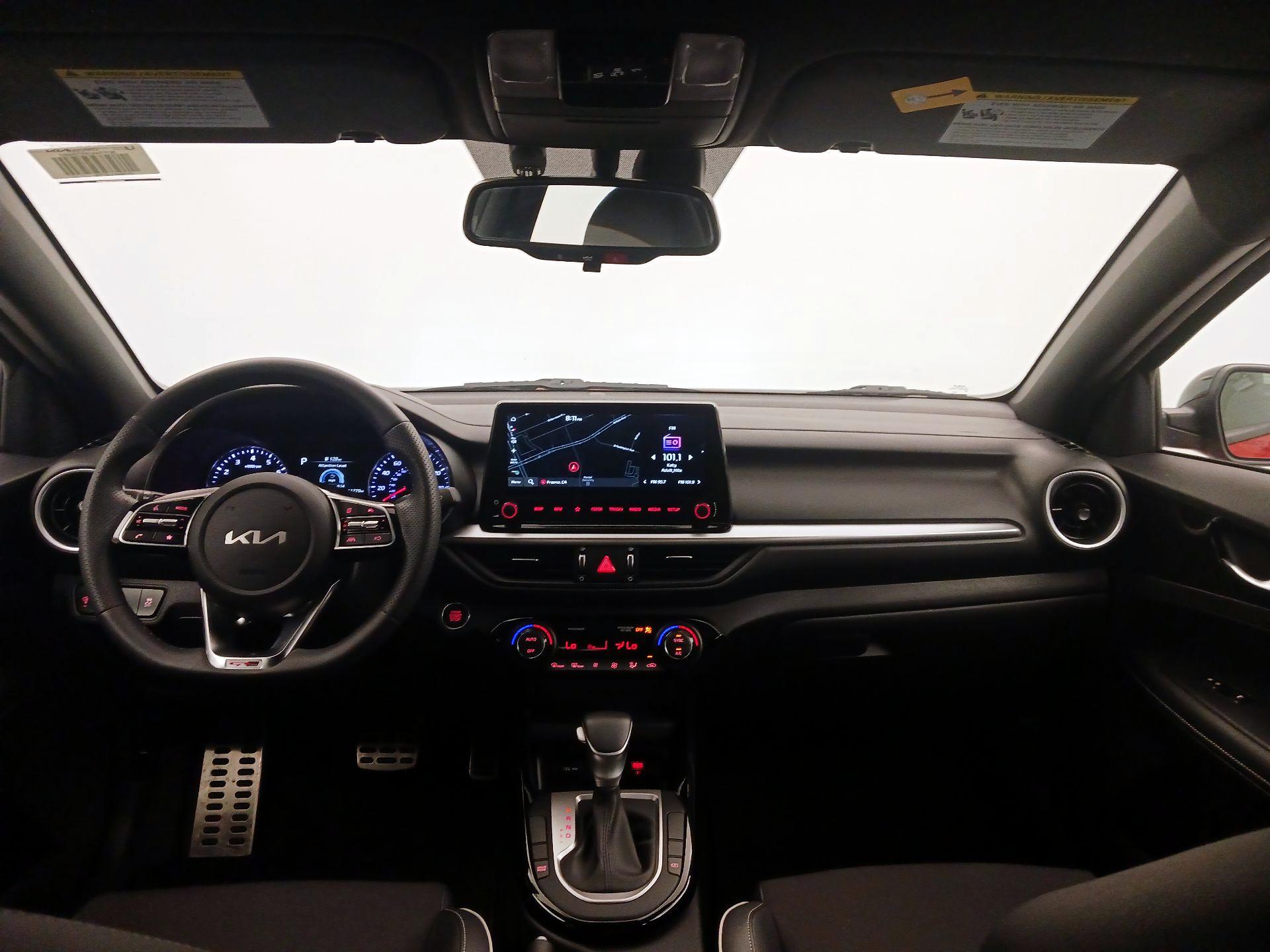 Thumbnail: 2023 Kia Forte - 9