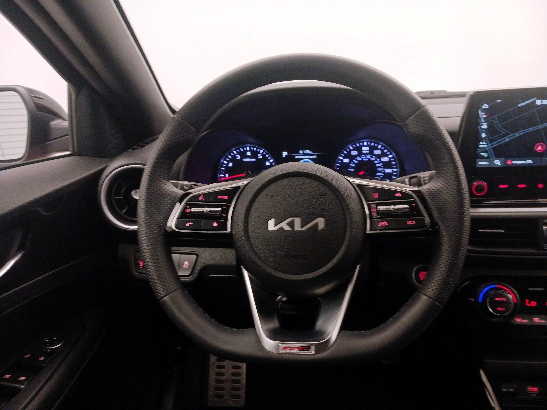 Thumbnail: 2023 Kia Forte - 10
