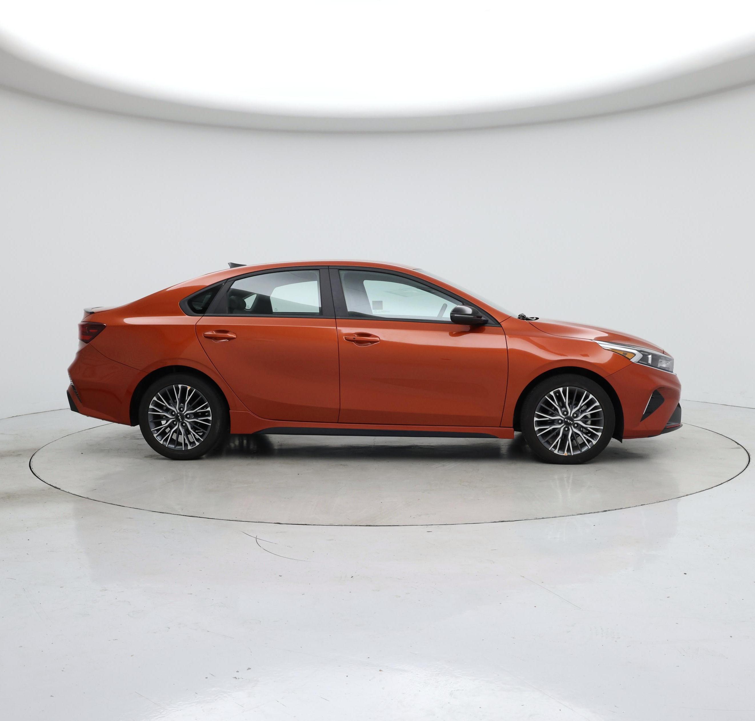 Thumbnail: 2023 Kia Forte - 7