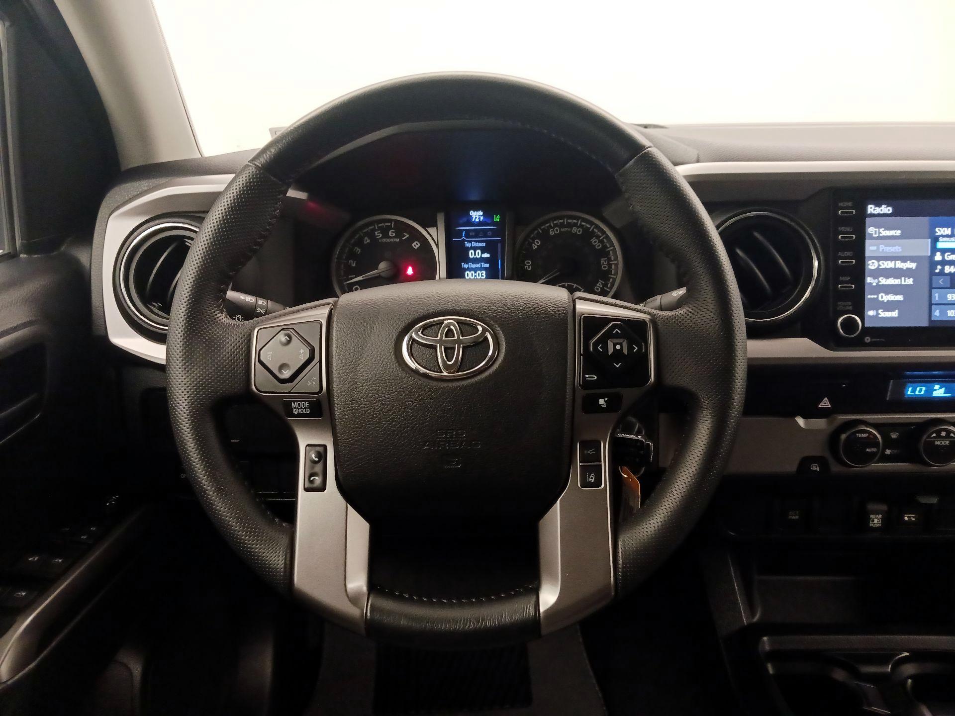 Thumbnail: 2022 Toyota Tacoma - 10