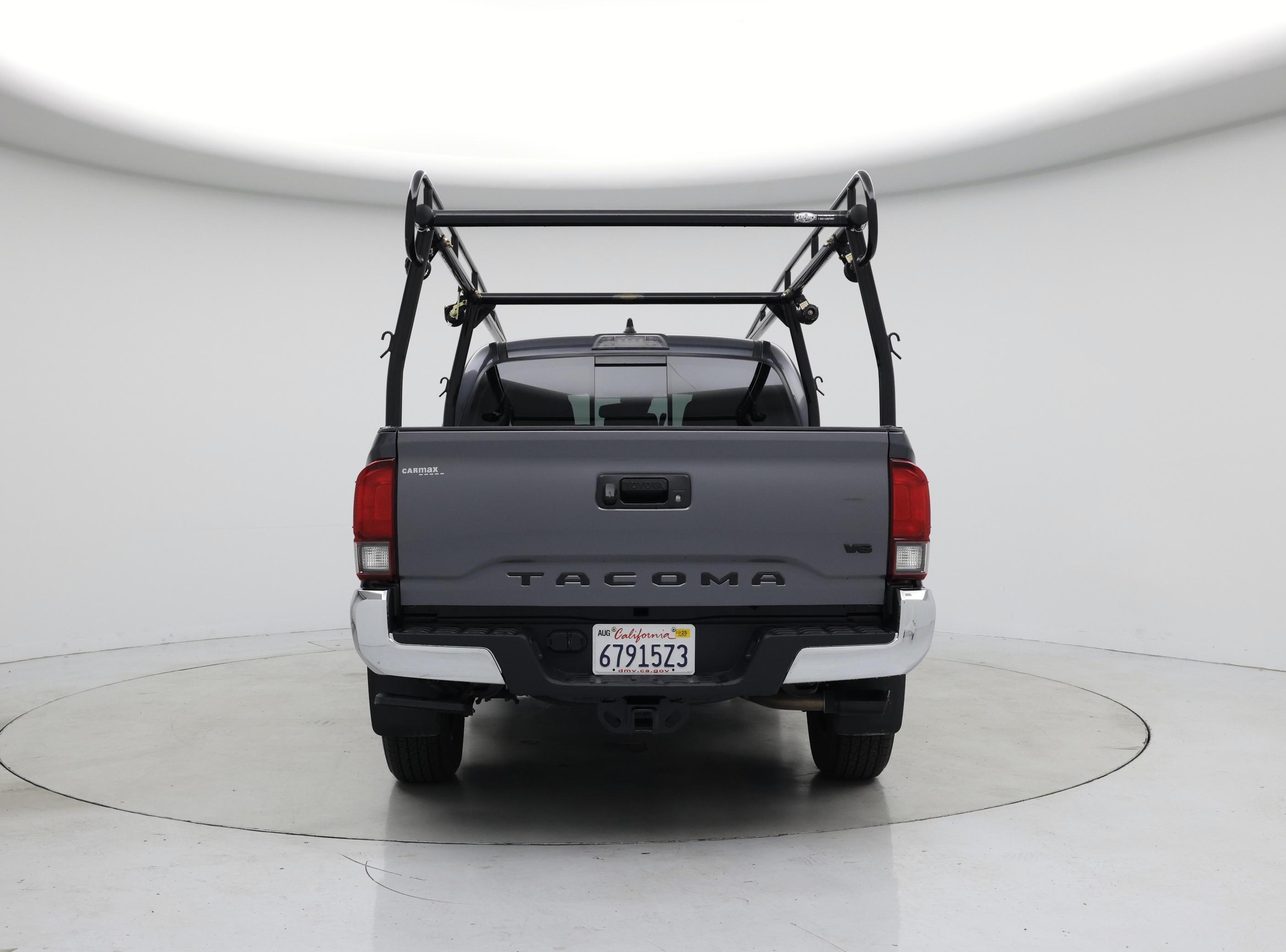 Thumbnail: 2022 Toyota Tacoma - 6