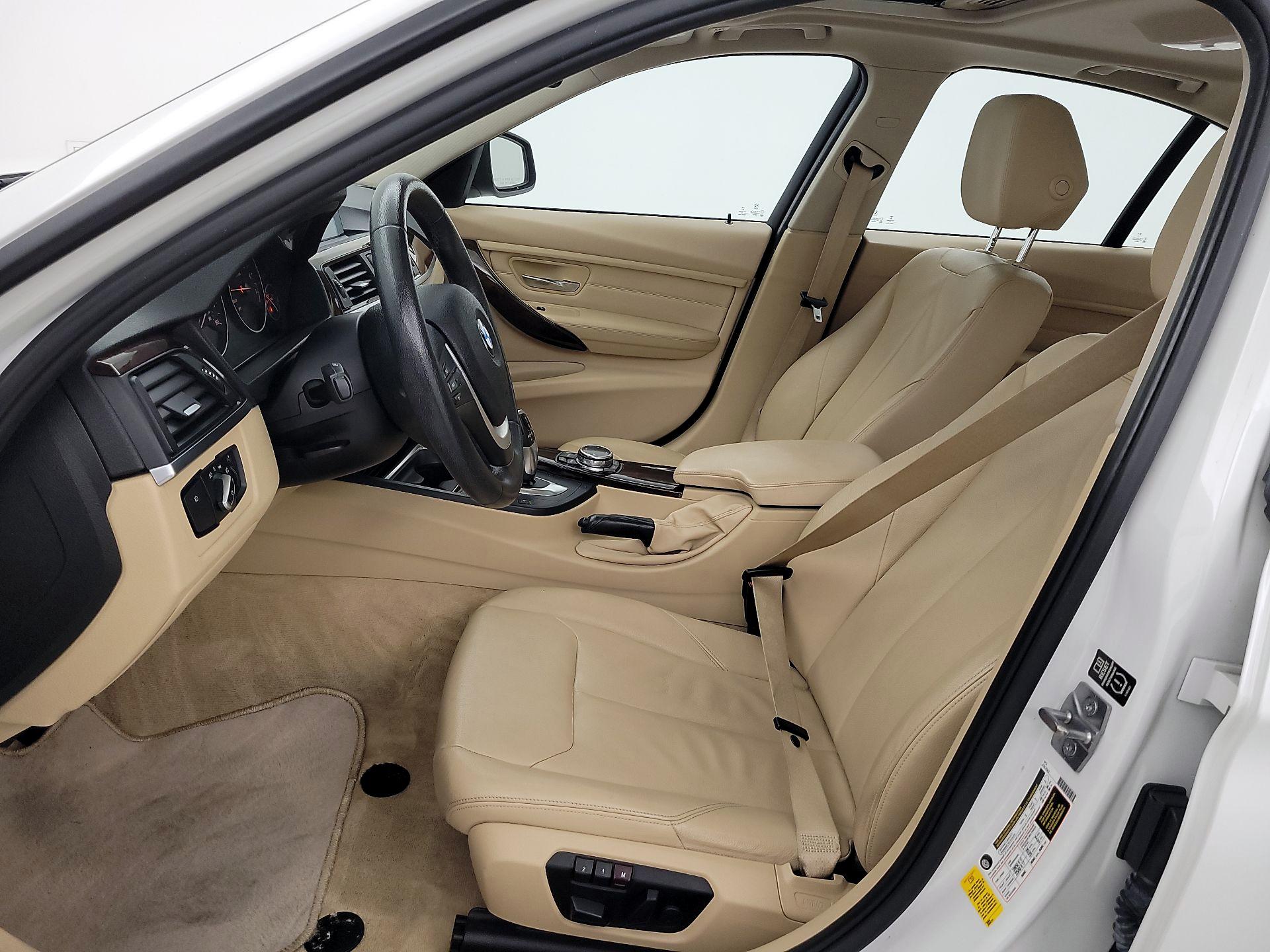 Thumbnail: 2014 BMW 3 Series - 11