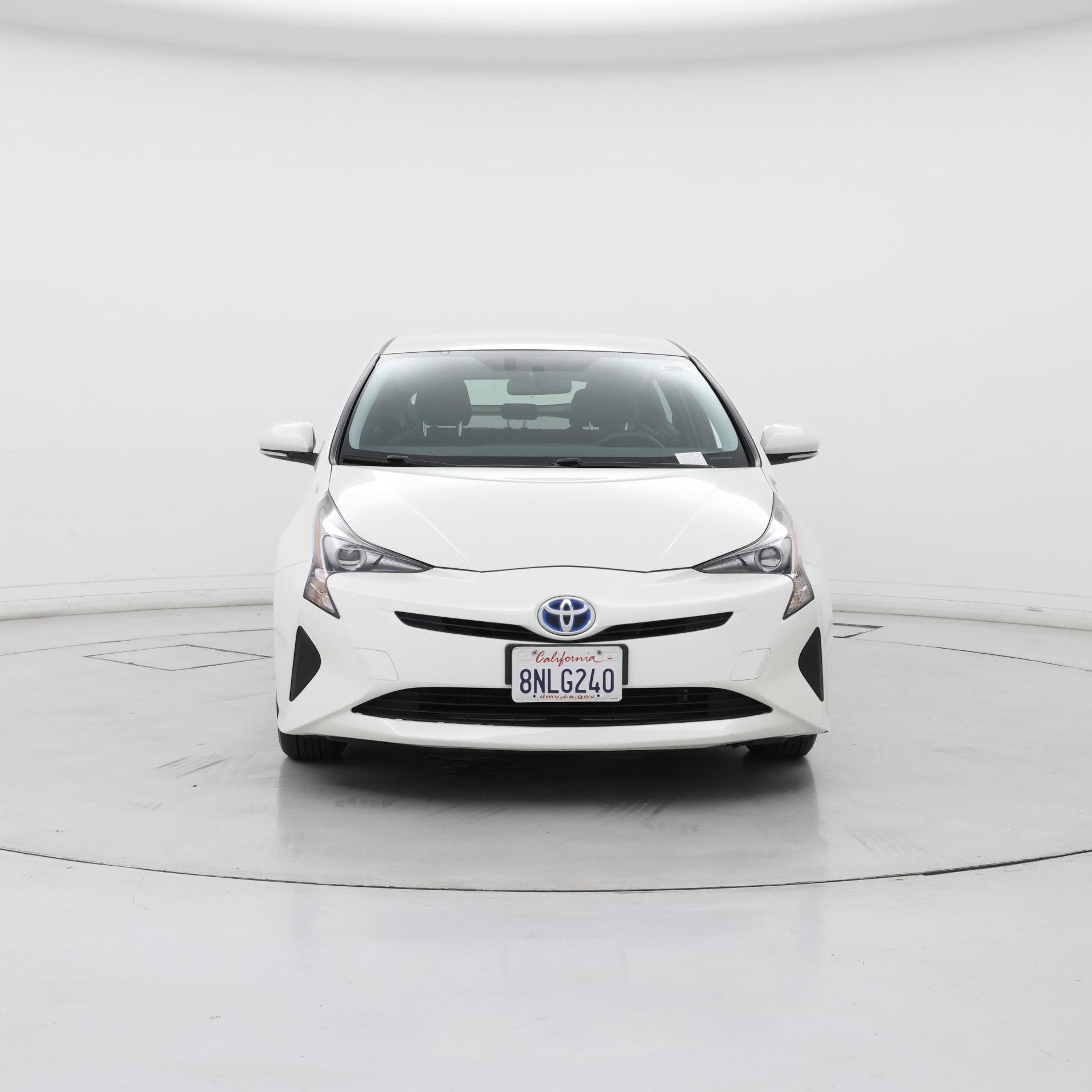 Thumbnail: 2016 Toyota Prius - 5