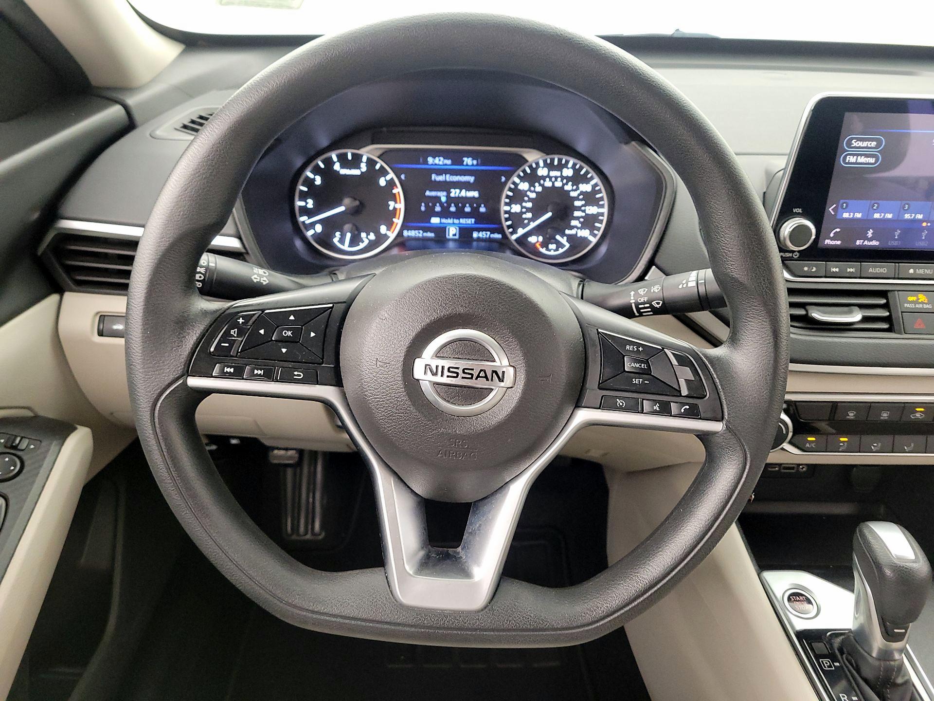 Thumbnail: 2019 Nissan Altima - 10