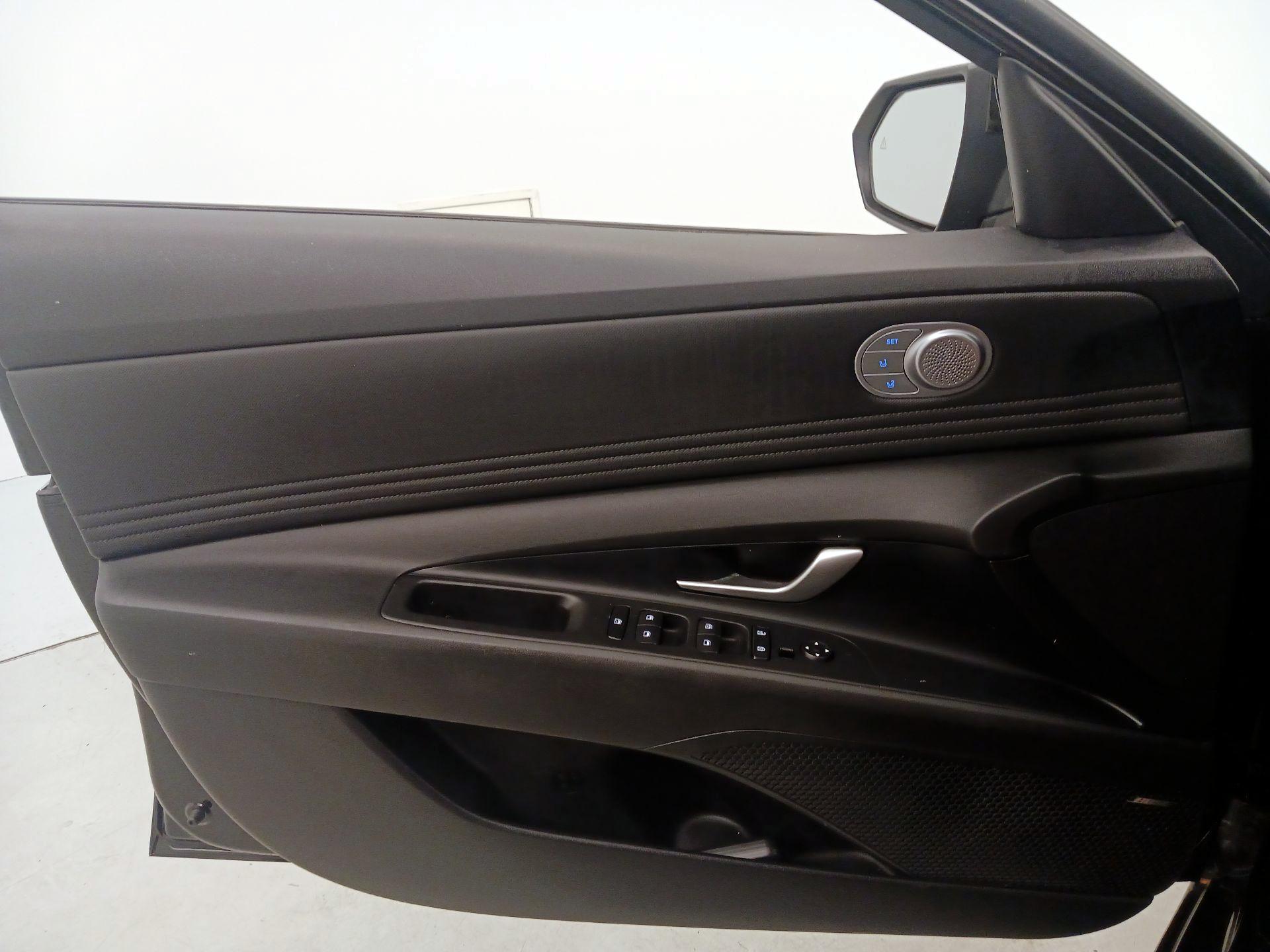 Thumbnail: 2023 Hyundai Elantra - 12