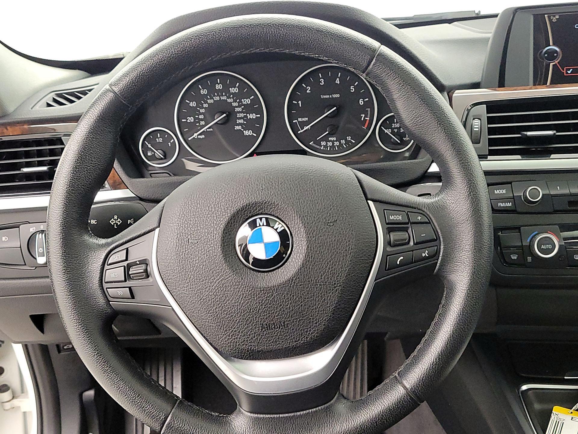 Thumbnail: 2014 BMW 3 Series - 10