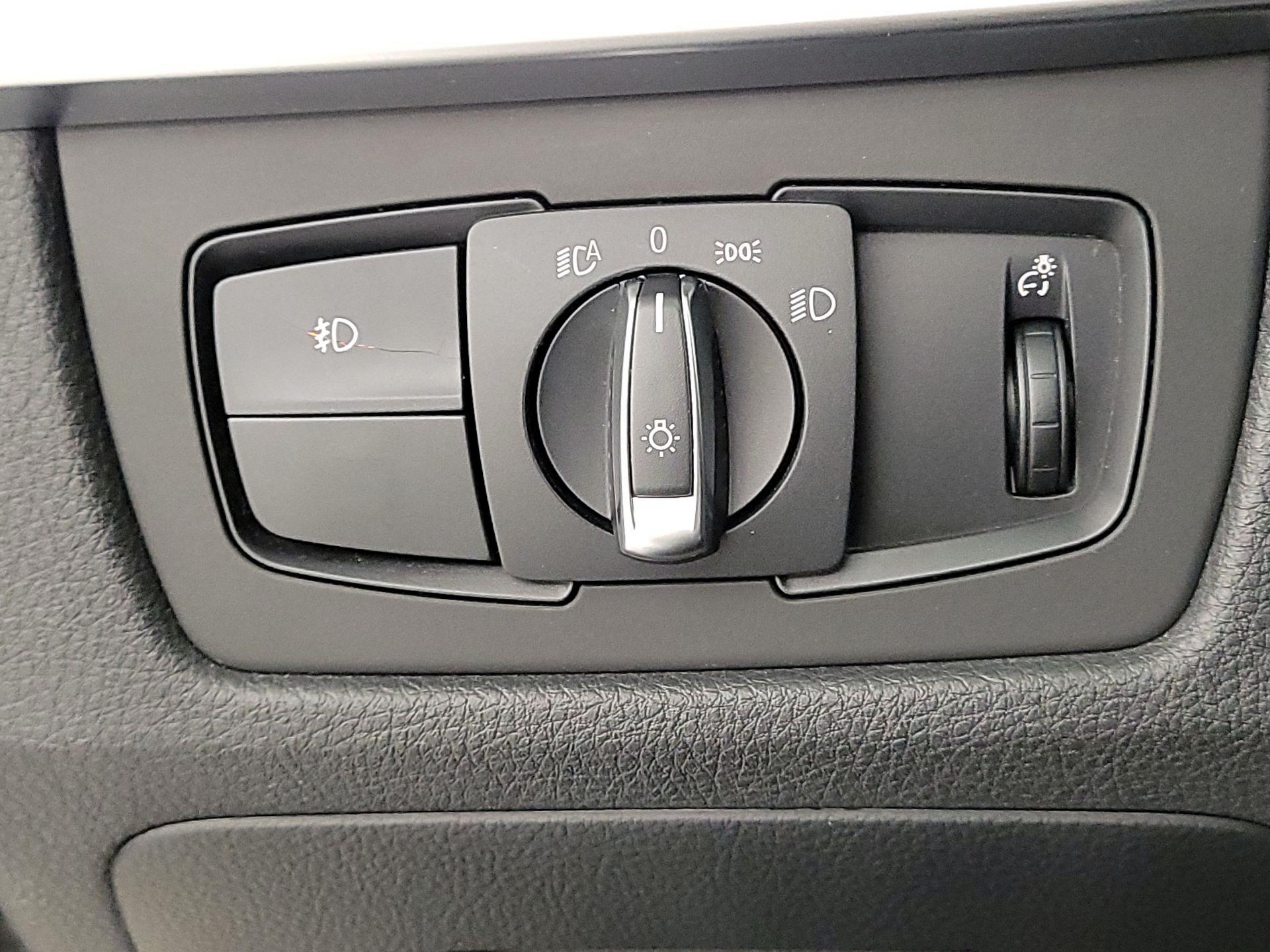 Thumbnail: 2014 BMW 3 Series - 13