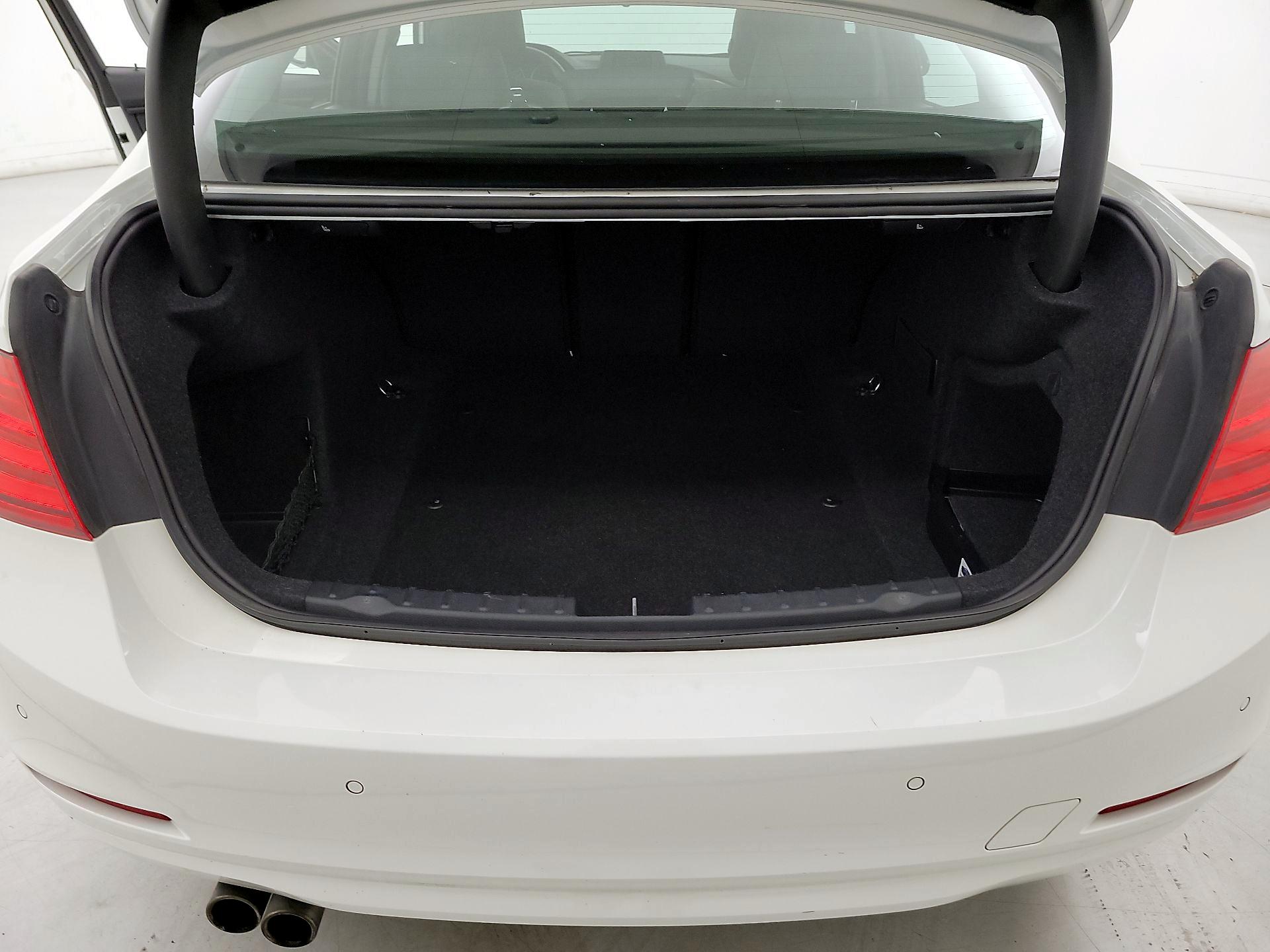 Thumbnail: 2014 BMW 3 Series - 20
