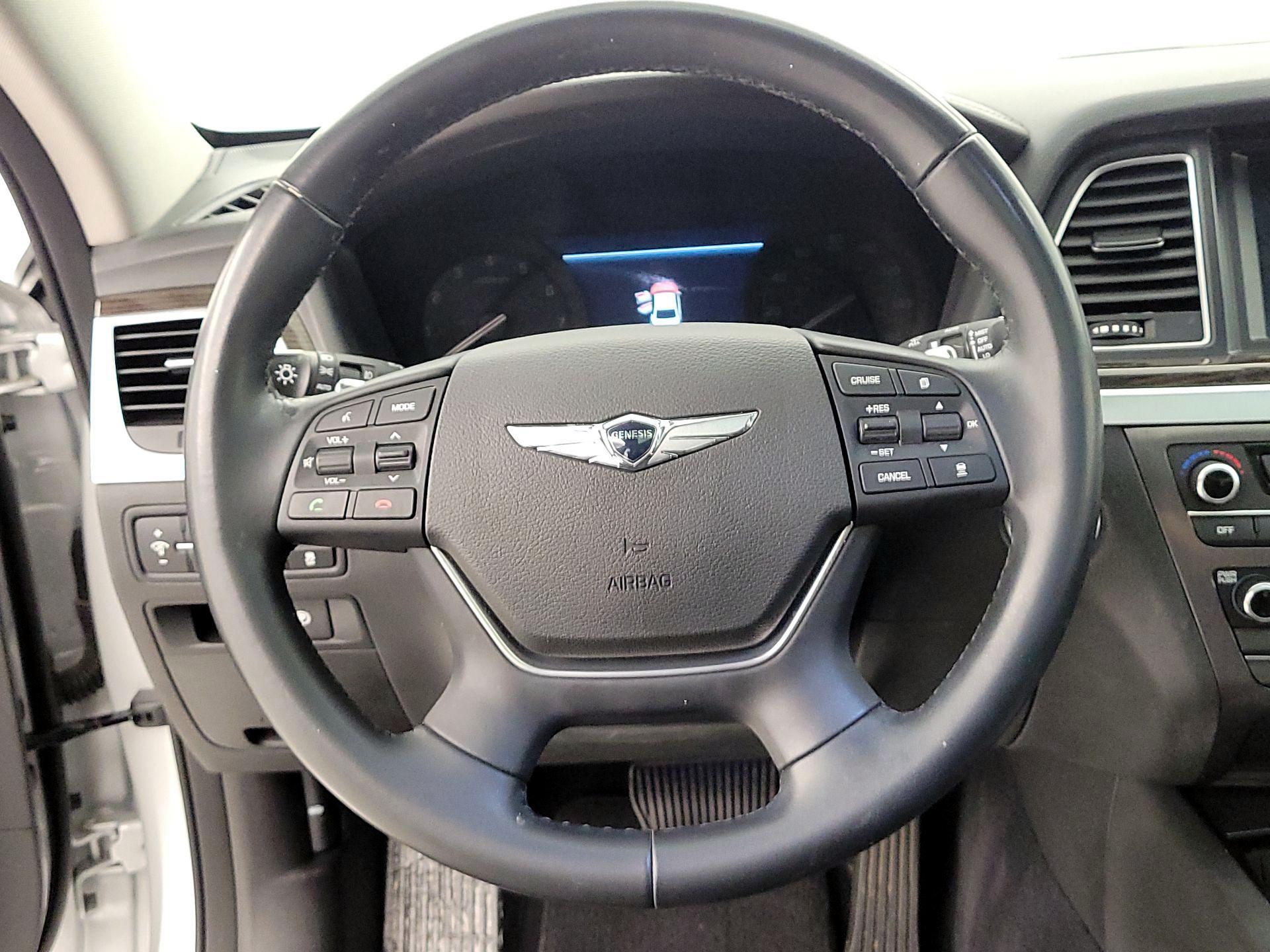 Thumbnail: 2018 Genesis G80 - 10