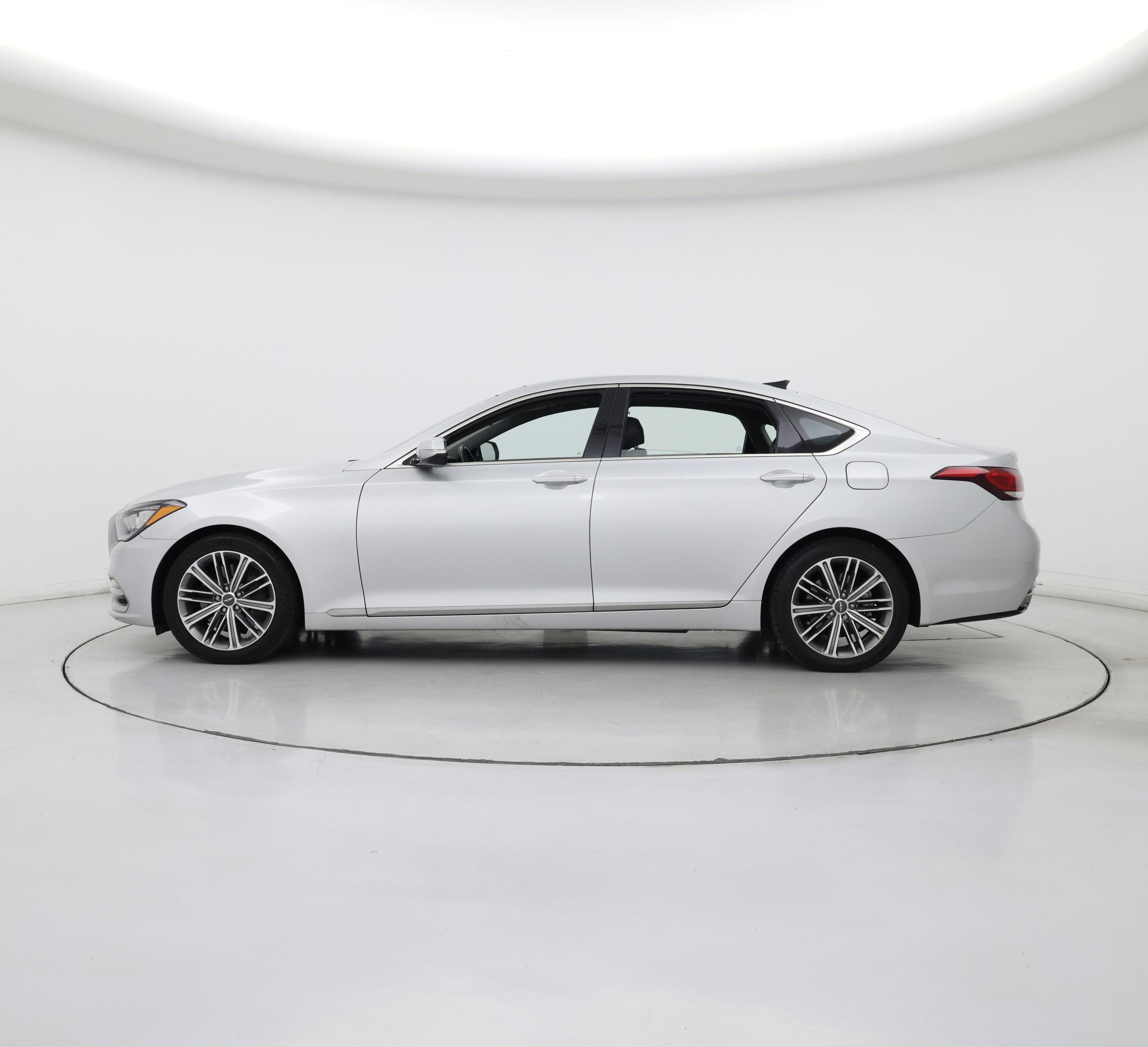 Thumbnail: 2018 Genesis G80 - 3