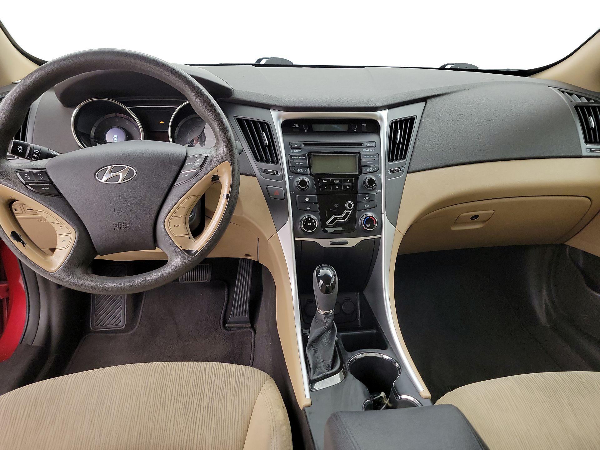 Thumbnail: 2013 Hyundai Sonata - 9