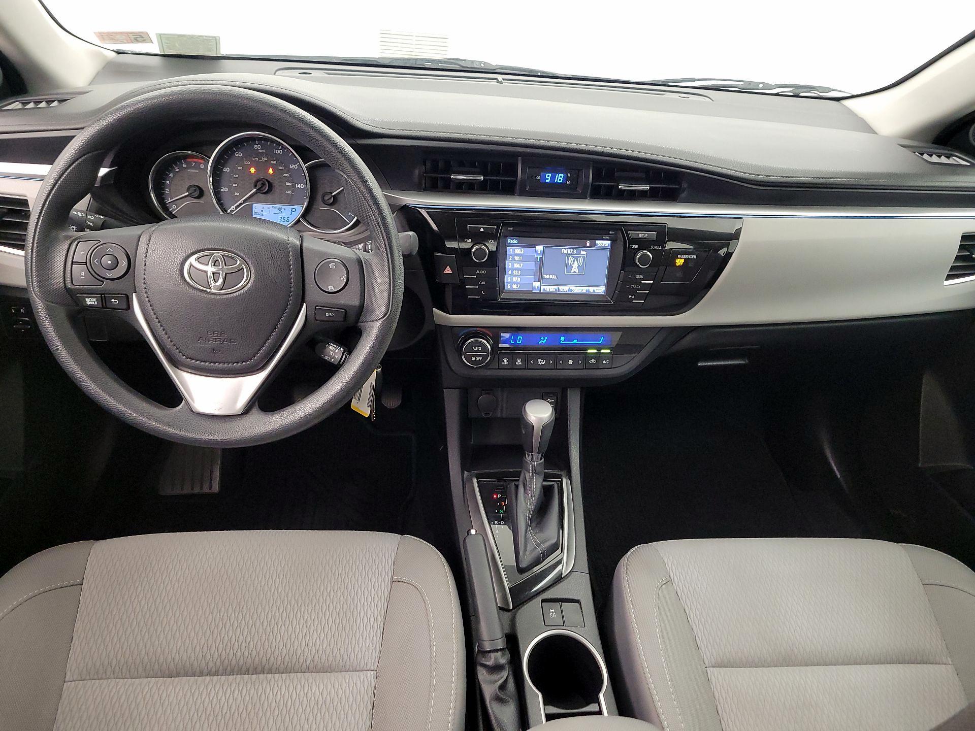 Thumbnail: 2015 Toyota Corolla - 9
