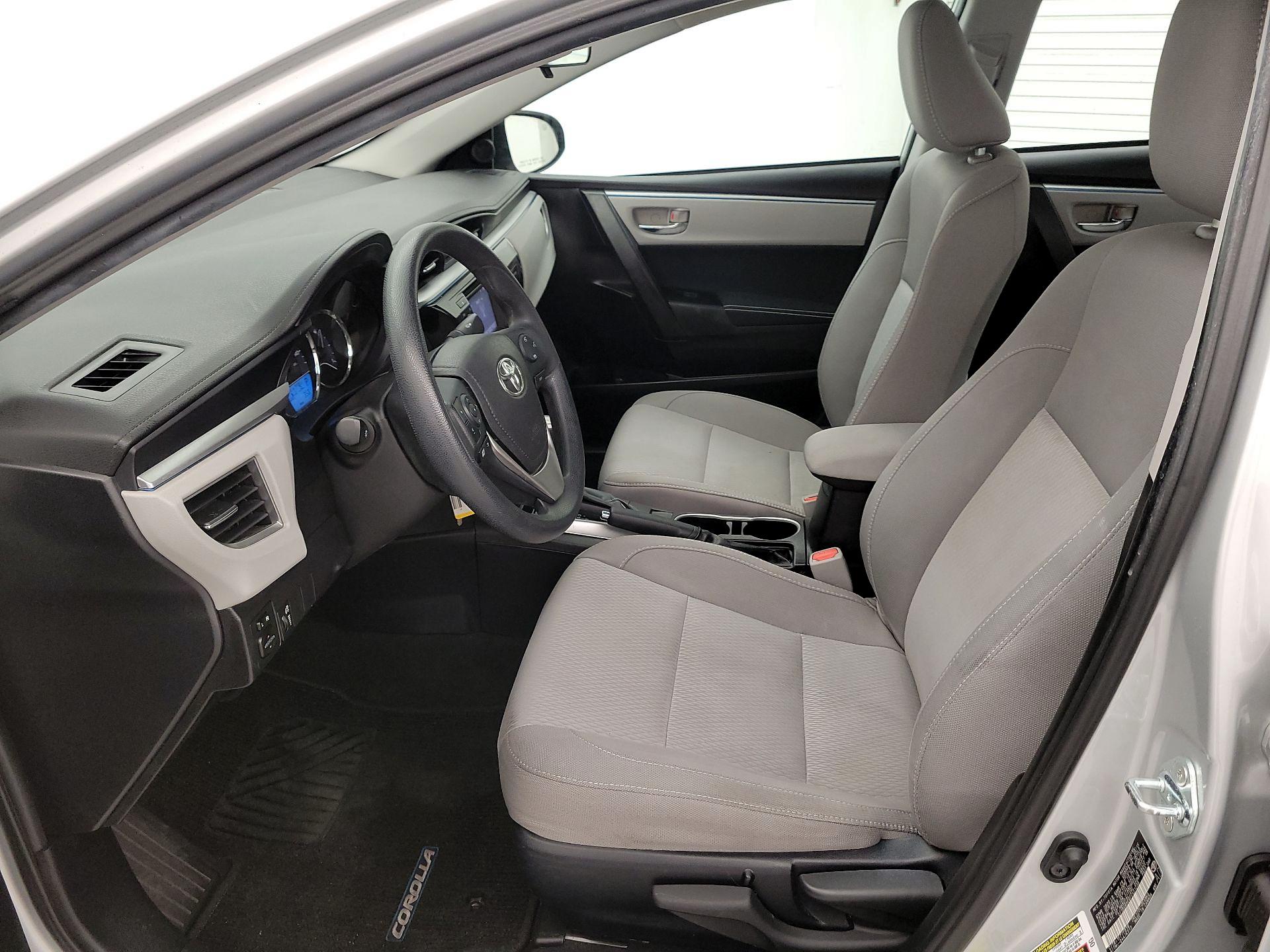 Thumbnail: 2015 Toyota Corolla - 11