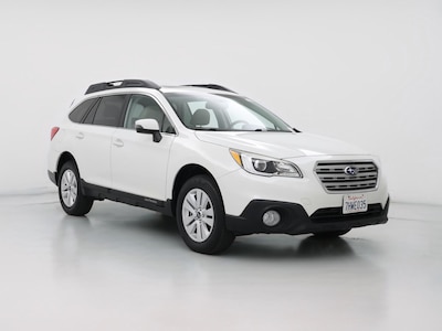 White 2015 Subaru Outback Premium