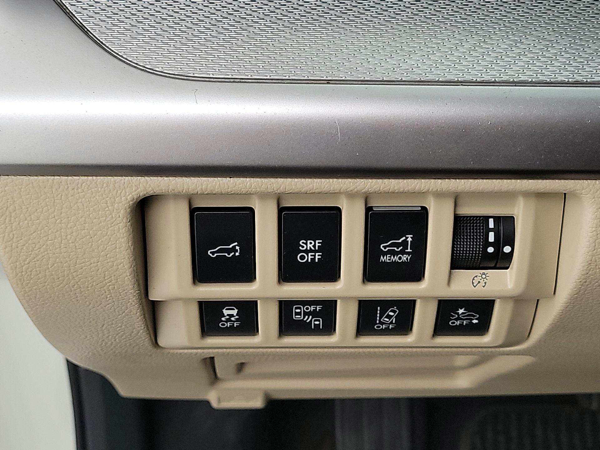 Thumbnail: 2015 Subaru Outback - 13