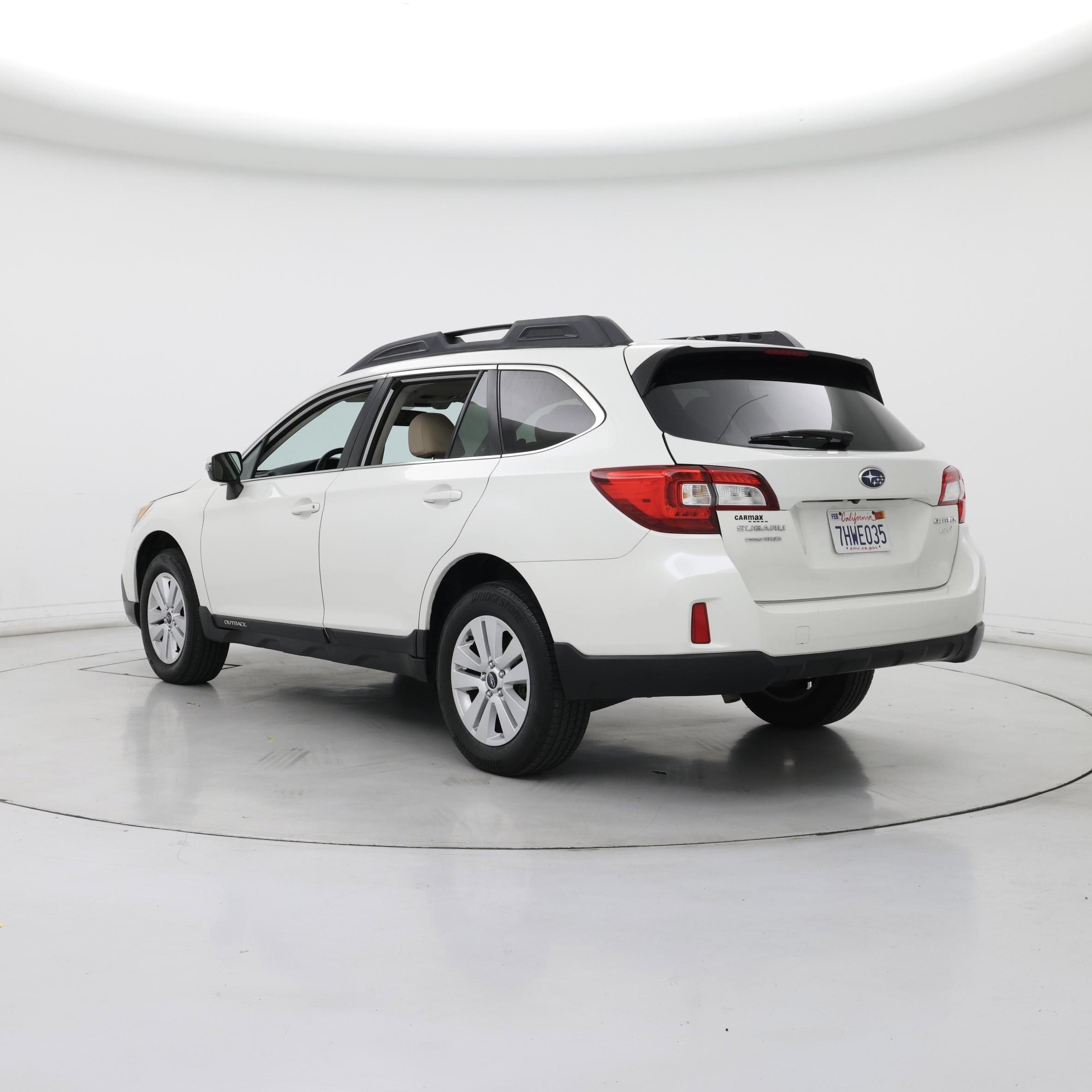 Thumbnail: 2015 Subaru Outback - 2