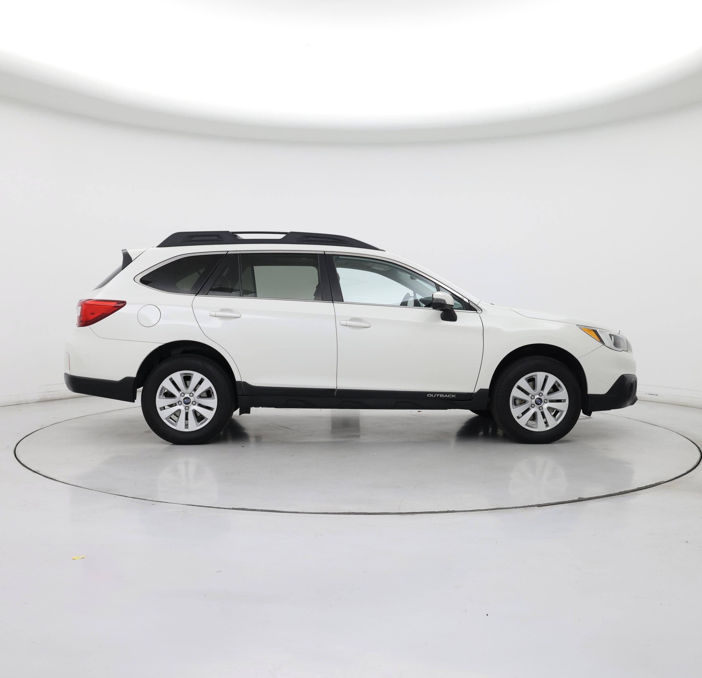 Thumbnail: 2015 Subaru Outback - 7