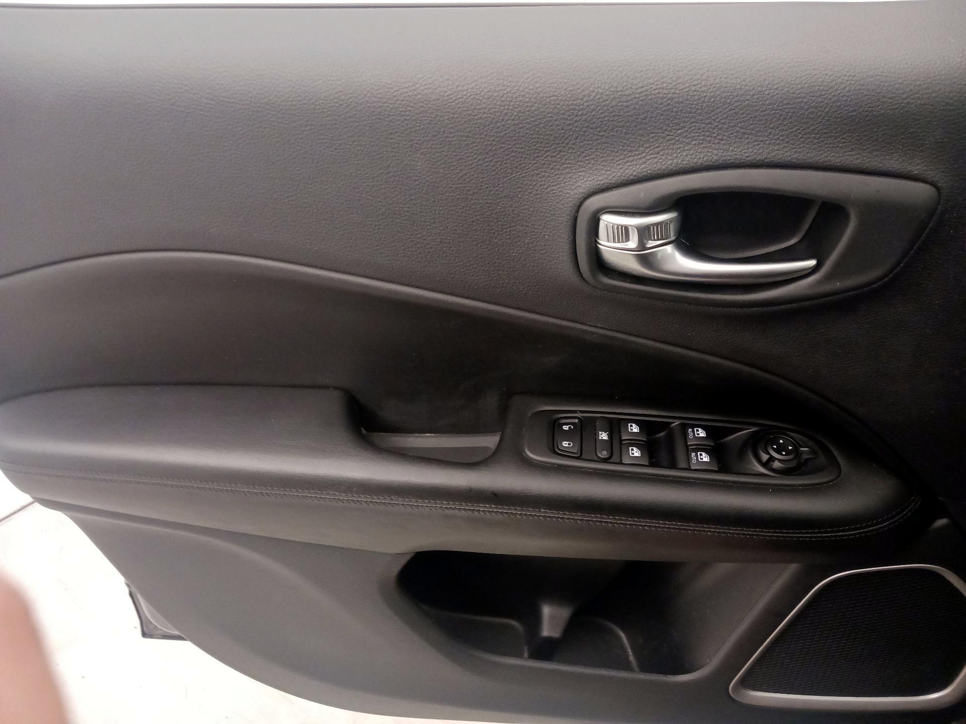 Thumbnail: 2021 Jeep Compass - 12