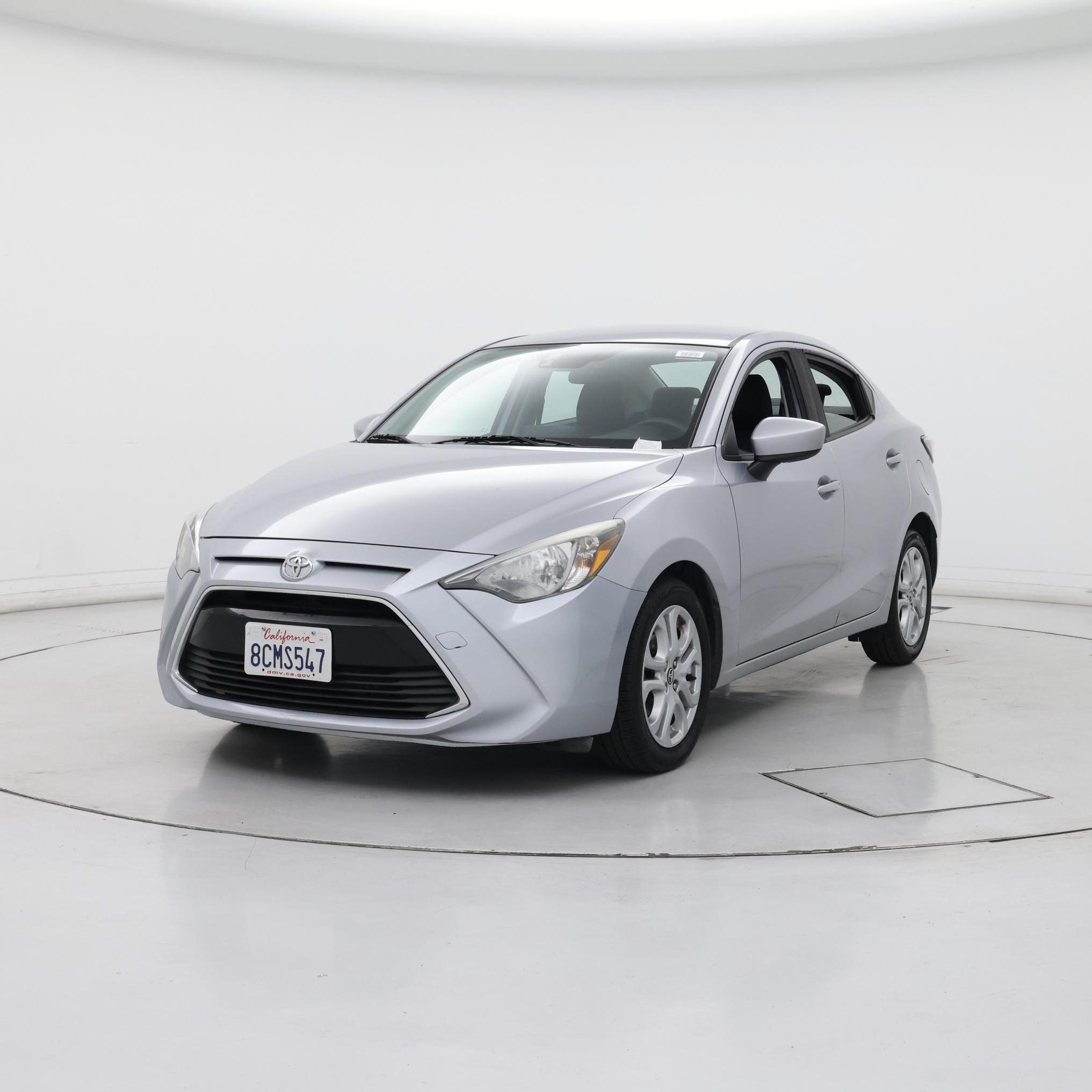Thumbnail: 2018 Toyota Yaris iA - 4