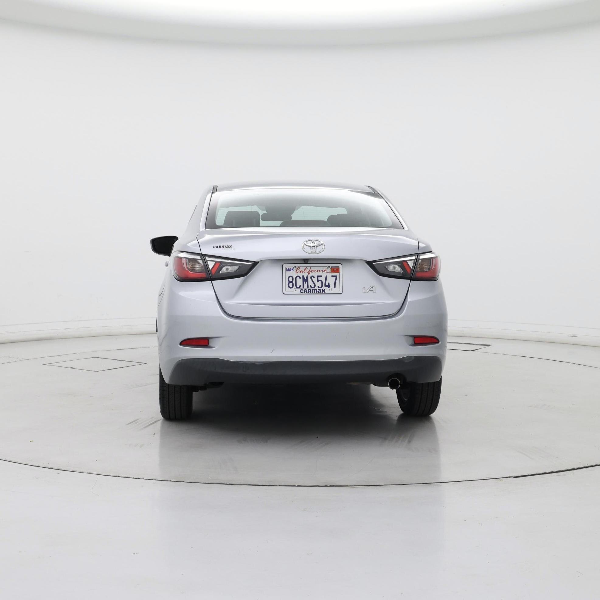 Thumbnail: 2018 Toyota Yaris iA - 6