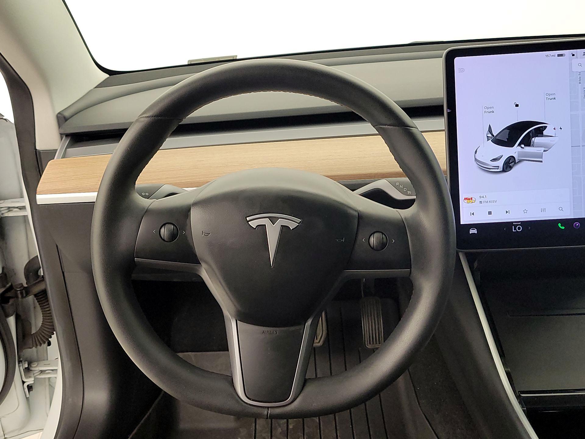 Thumbnail: 2020 Tesla Model 3 - 10