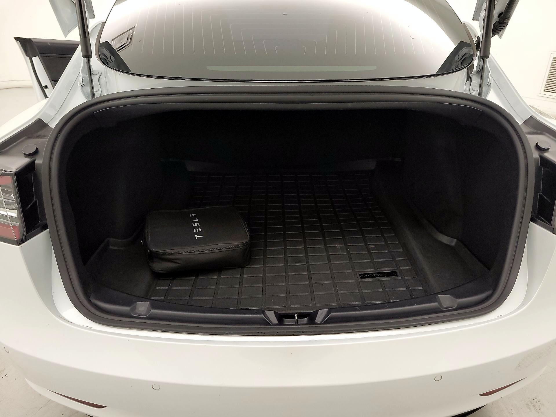 Thumbnail: 2020 Tesla Model 3 - 19