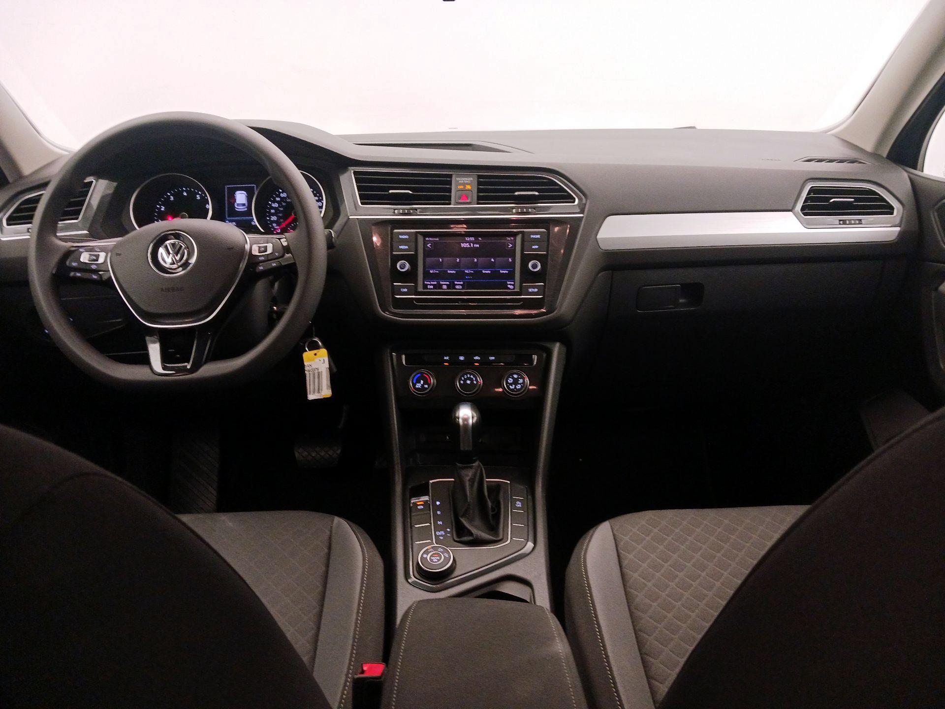 Thumbnail: 2019 Volkswagen Tiguan - 9