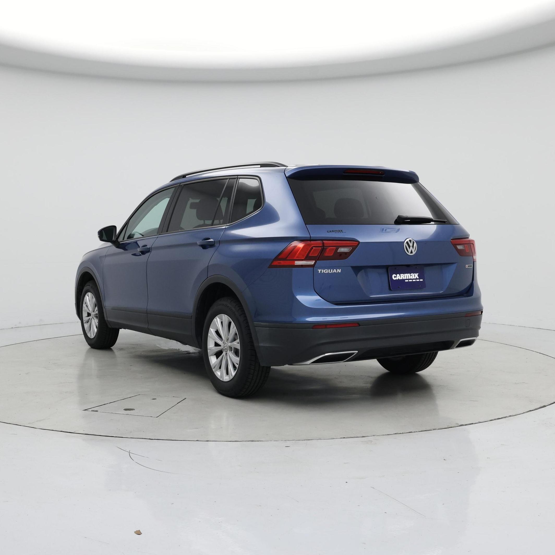 Thumbnail: 2019 Volkswagen Tiguan - 2