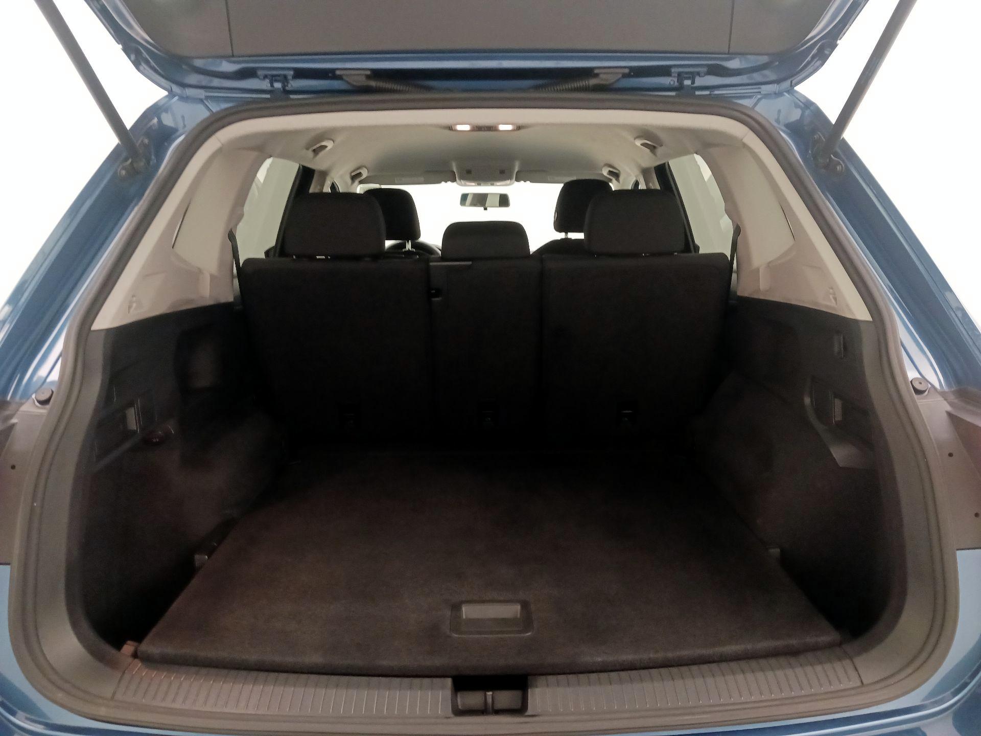 Thumbnail: 2019 Volkswagen Tiguan - 20
