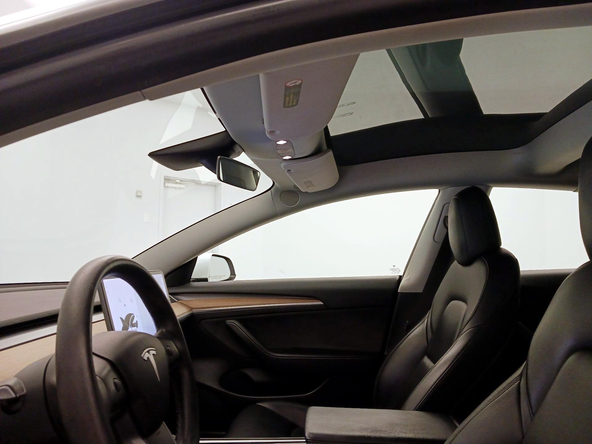 Thumbnail: 2021 Tesla Model 3 - 18