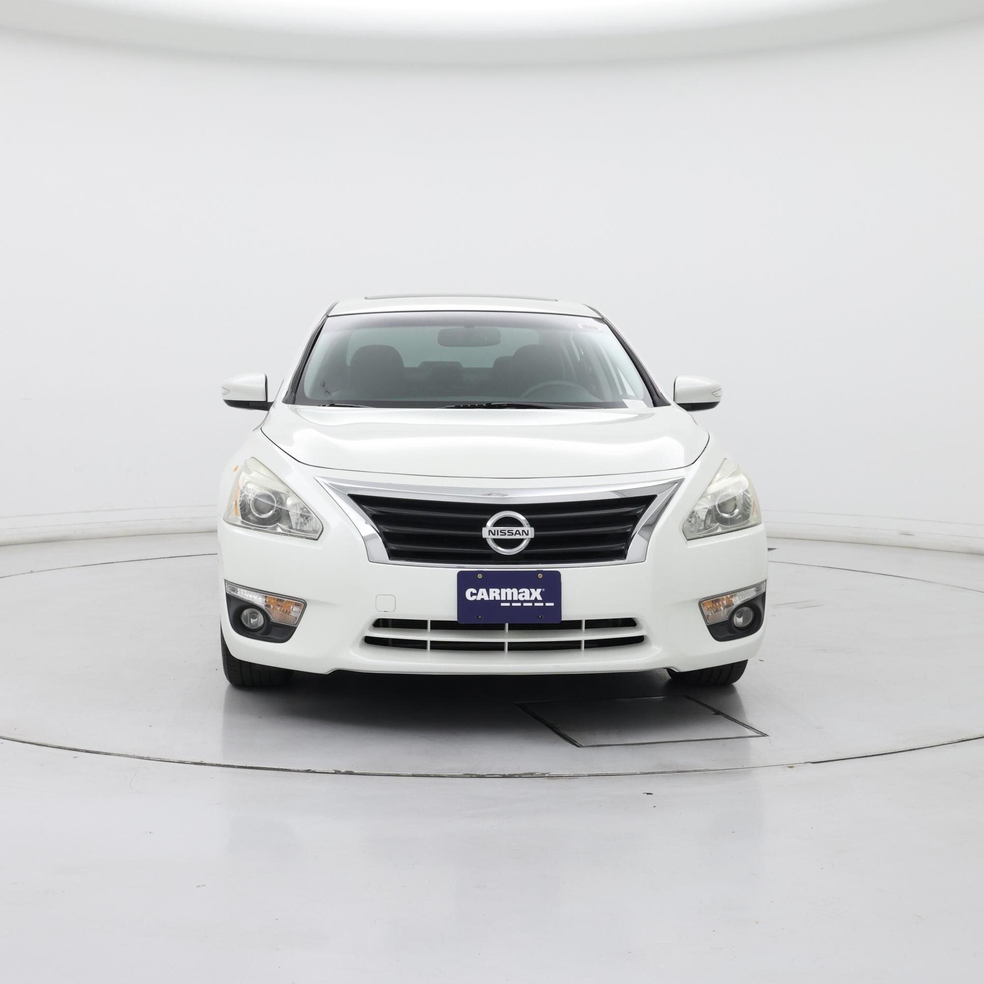 Thumbnail: 2015 Nissan Altima - 5