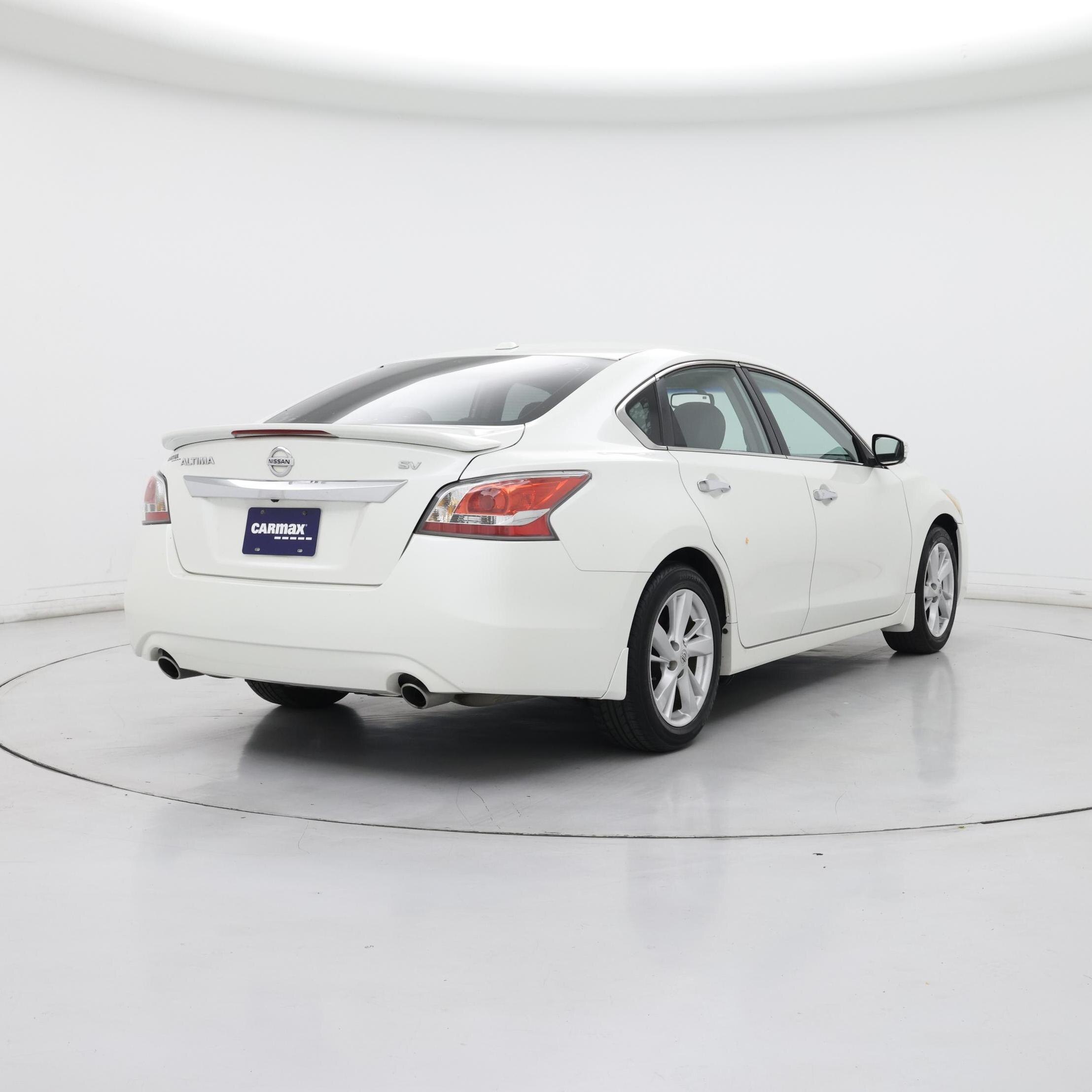 Thumbnail: 2015 Nissan Altima - 8