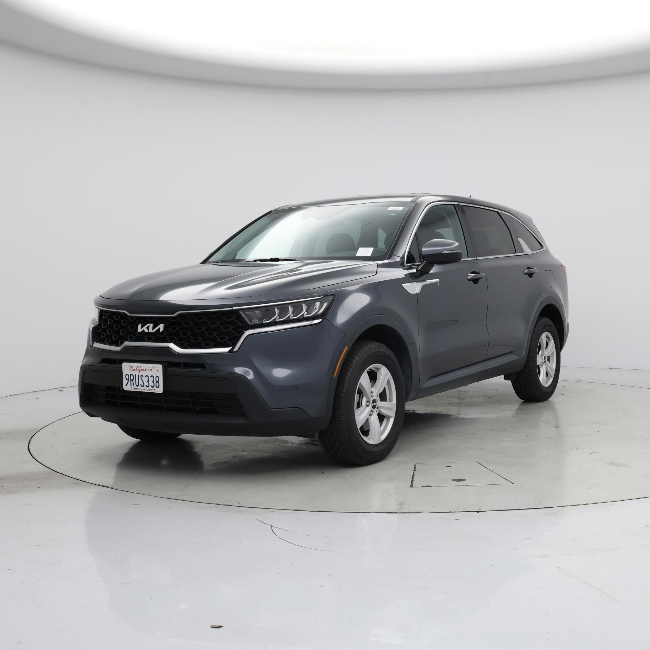 Thumbnail: 2023 Kia Sorento - 4
