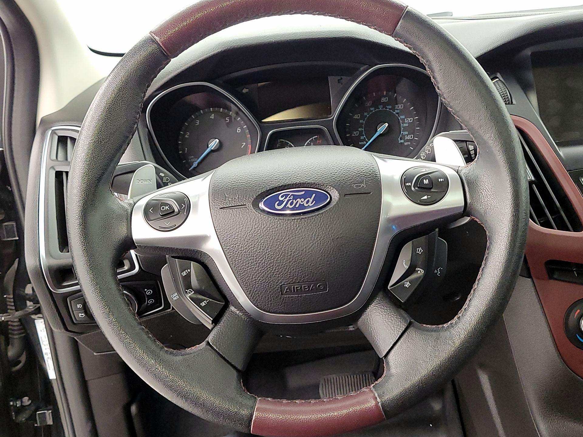 Thumbnail: 2013 Ford Focus - 10