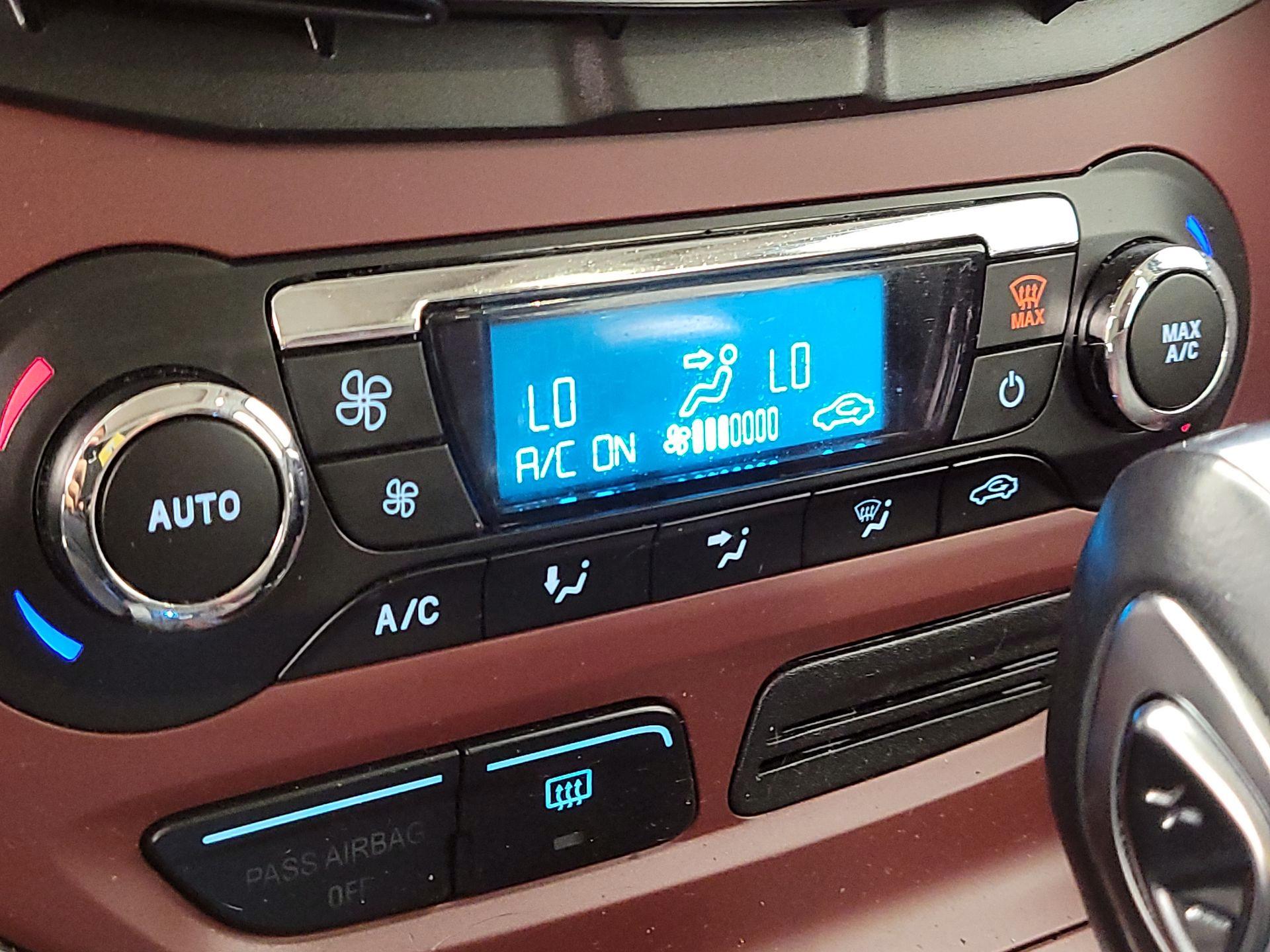 Thumbnail: 2013 Ford Focus - 16