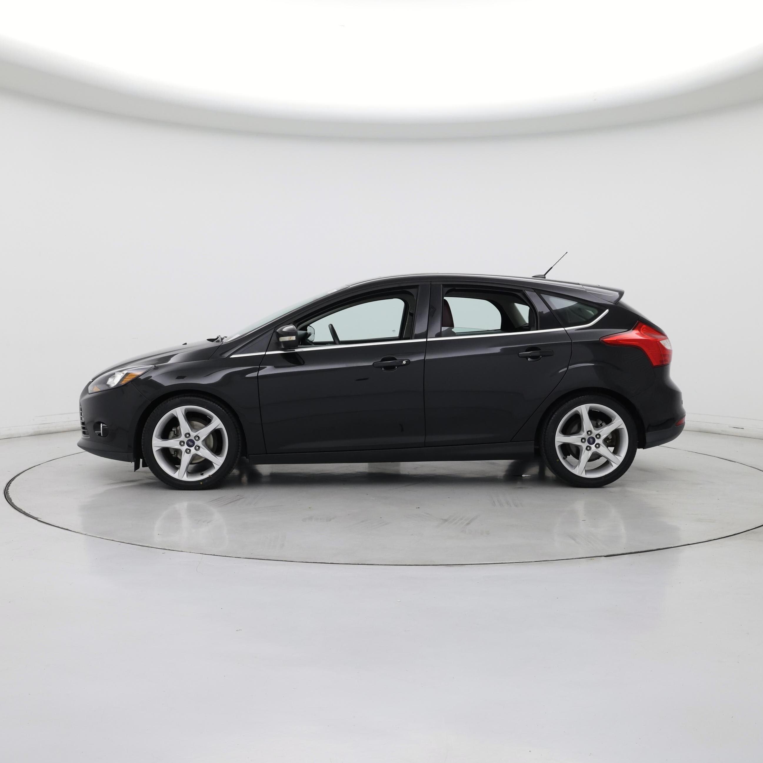 Thumbnail: 2013 Ford Focus - 3