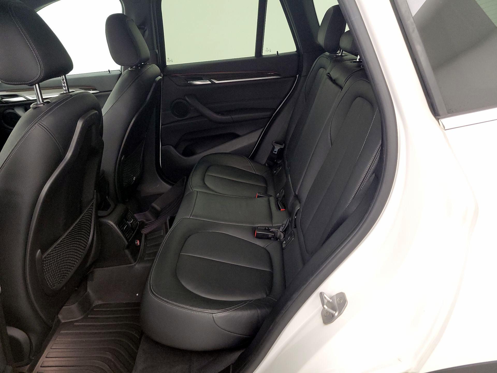 Thumbnail: 2016 BMW X1 - 20