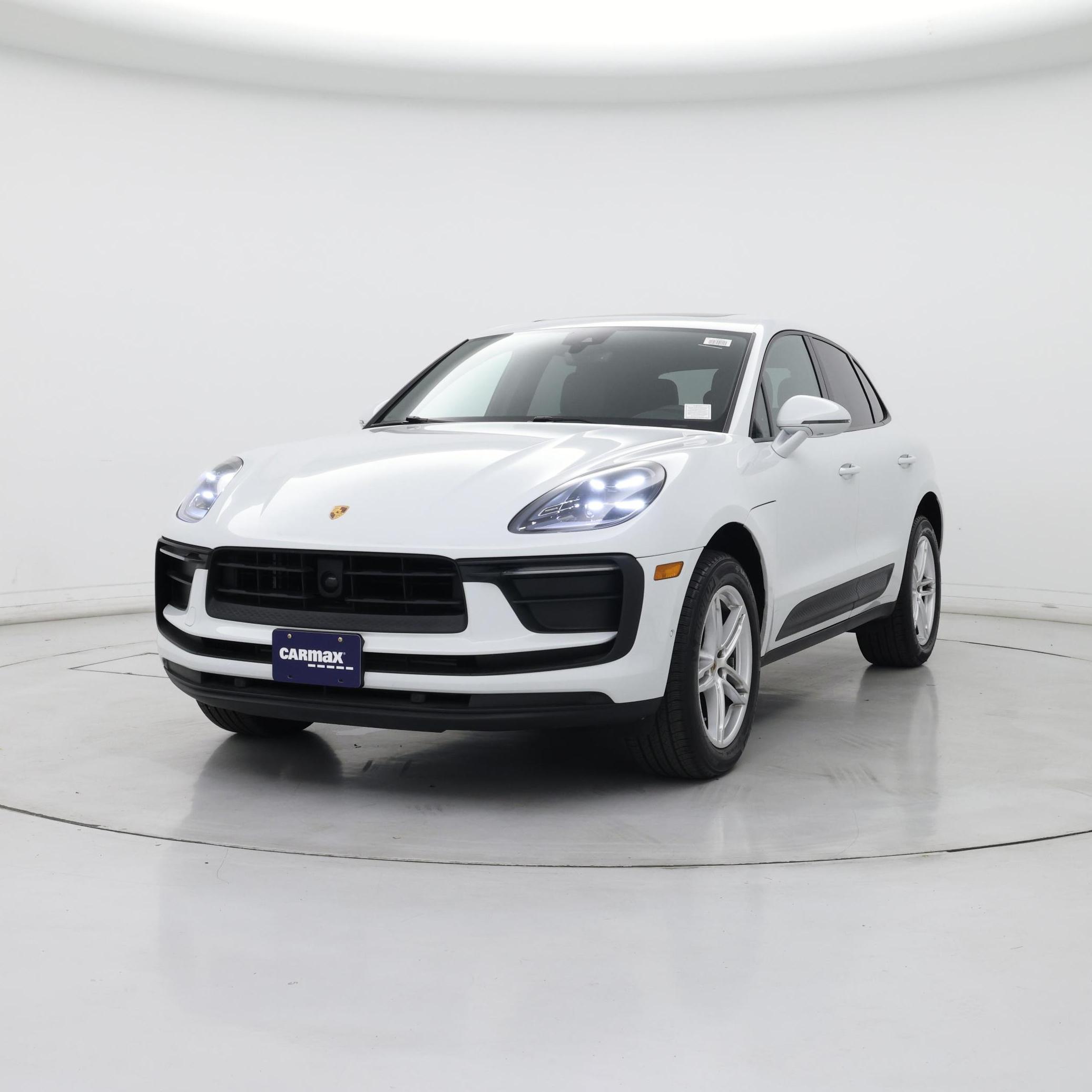 Thumbnail: 2023 Porsche Macan - 4