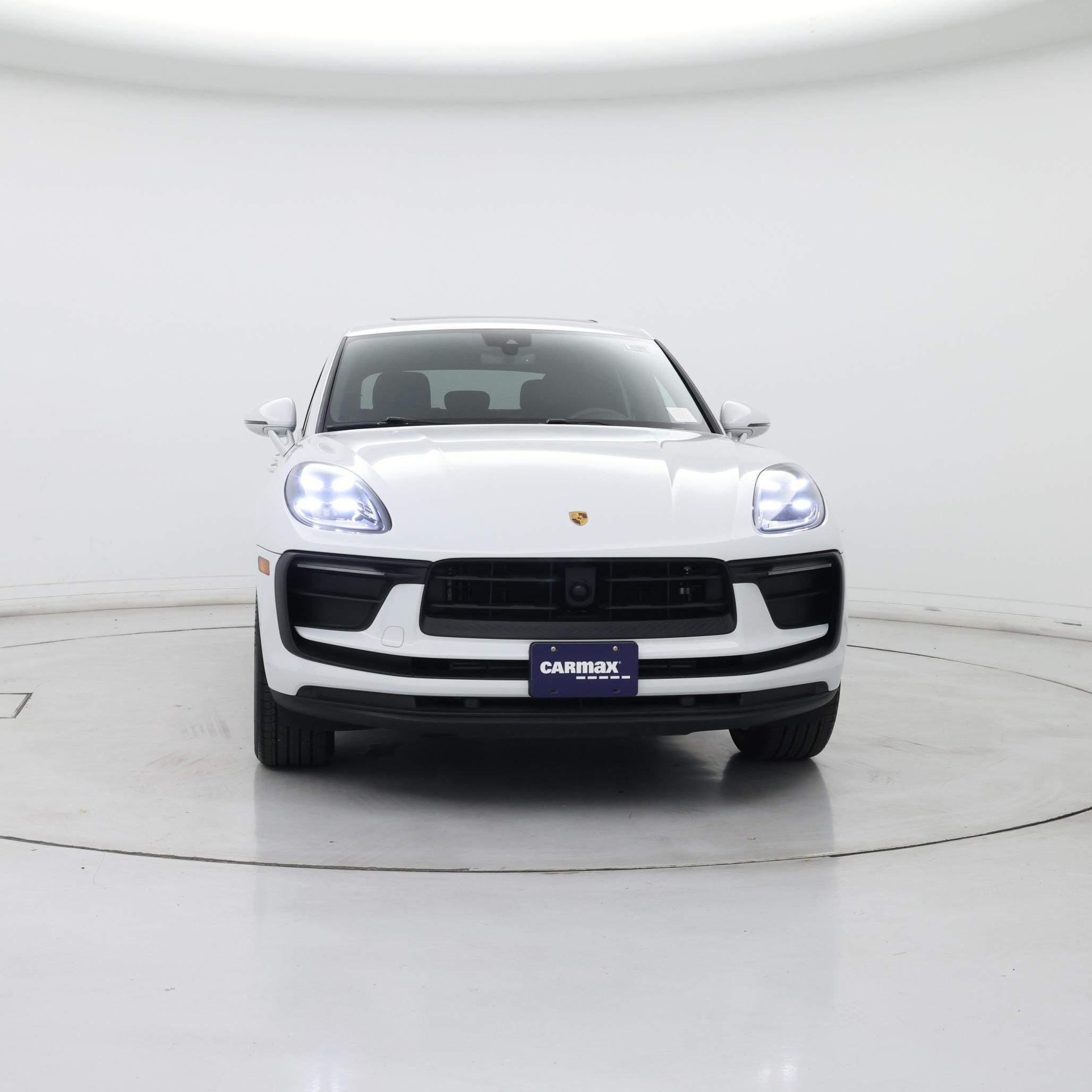 Thumbnail: 2023 Porsche Macan - 5