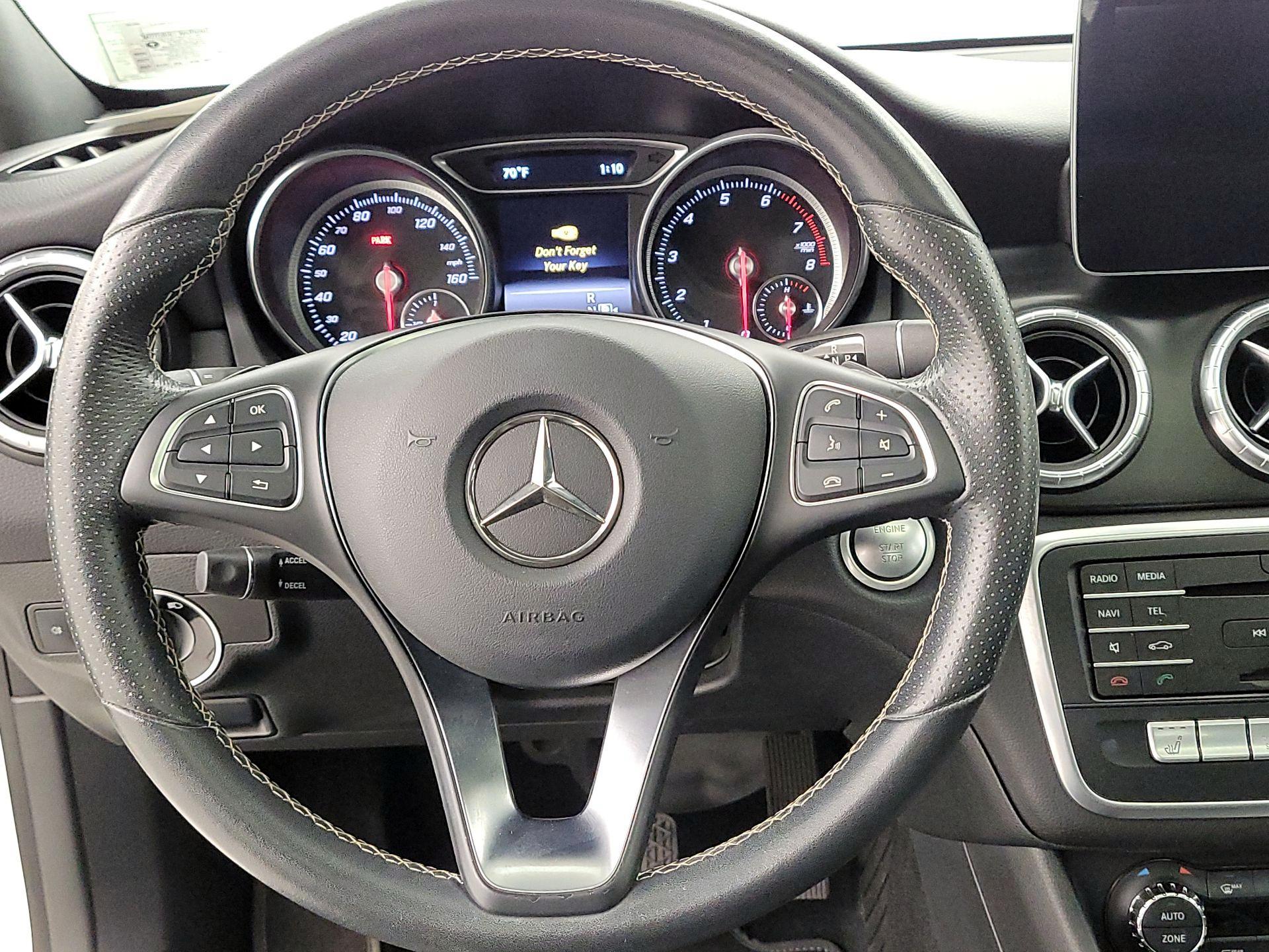 Thumbnail: 2018 Mercedes-Benz CLA - 10