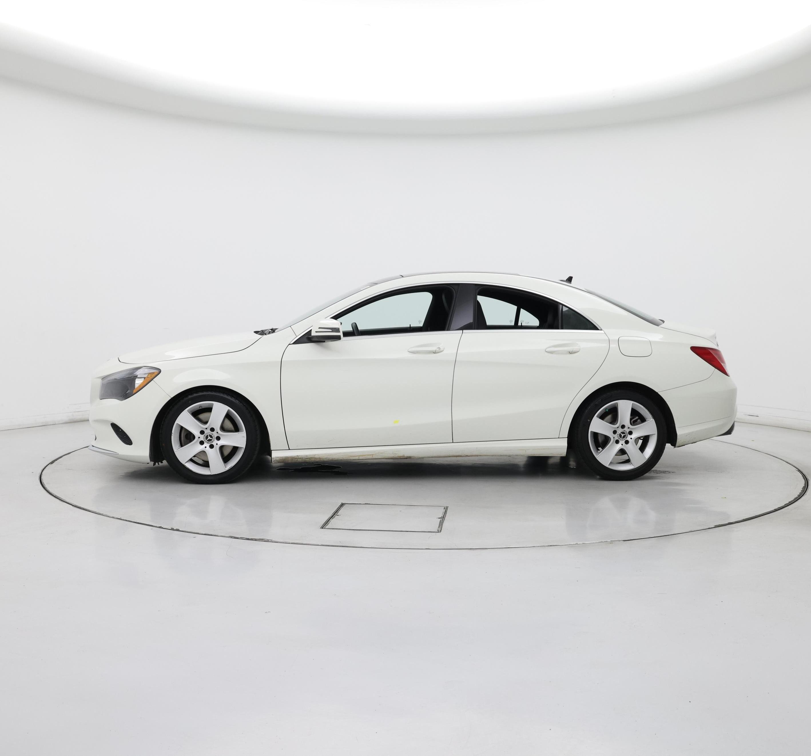 Thumbnail: 2018 Mercedes-Benz CLA - 3