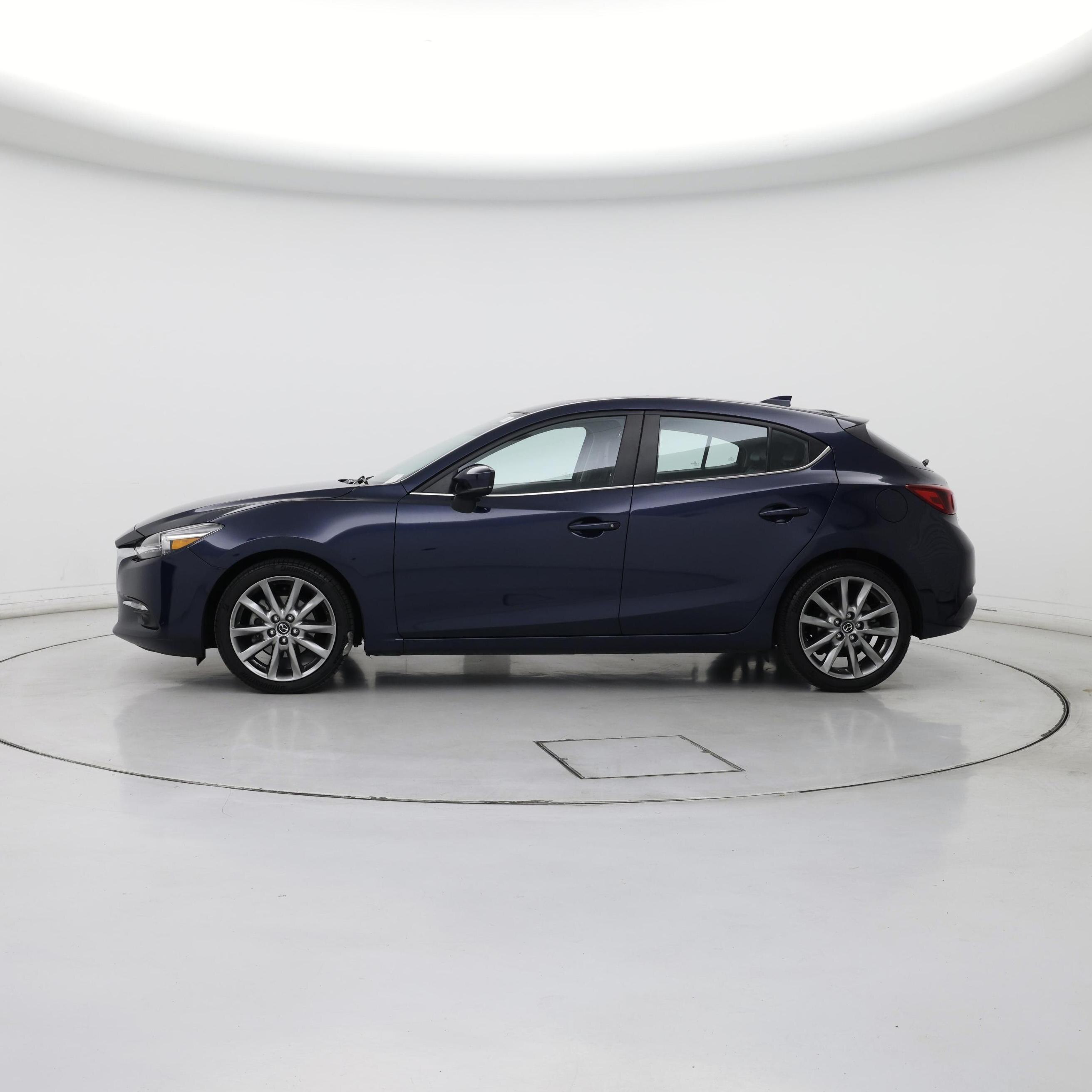 Thumbnail: 2018 Mazda Mazda3 - 3