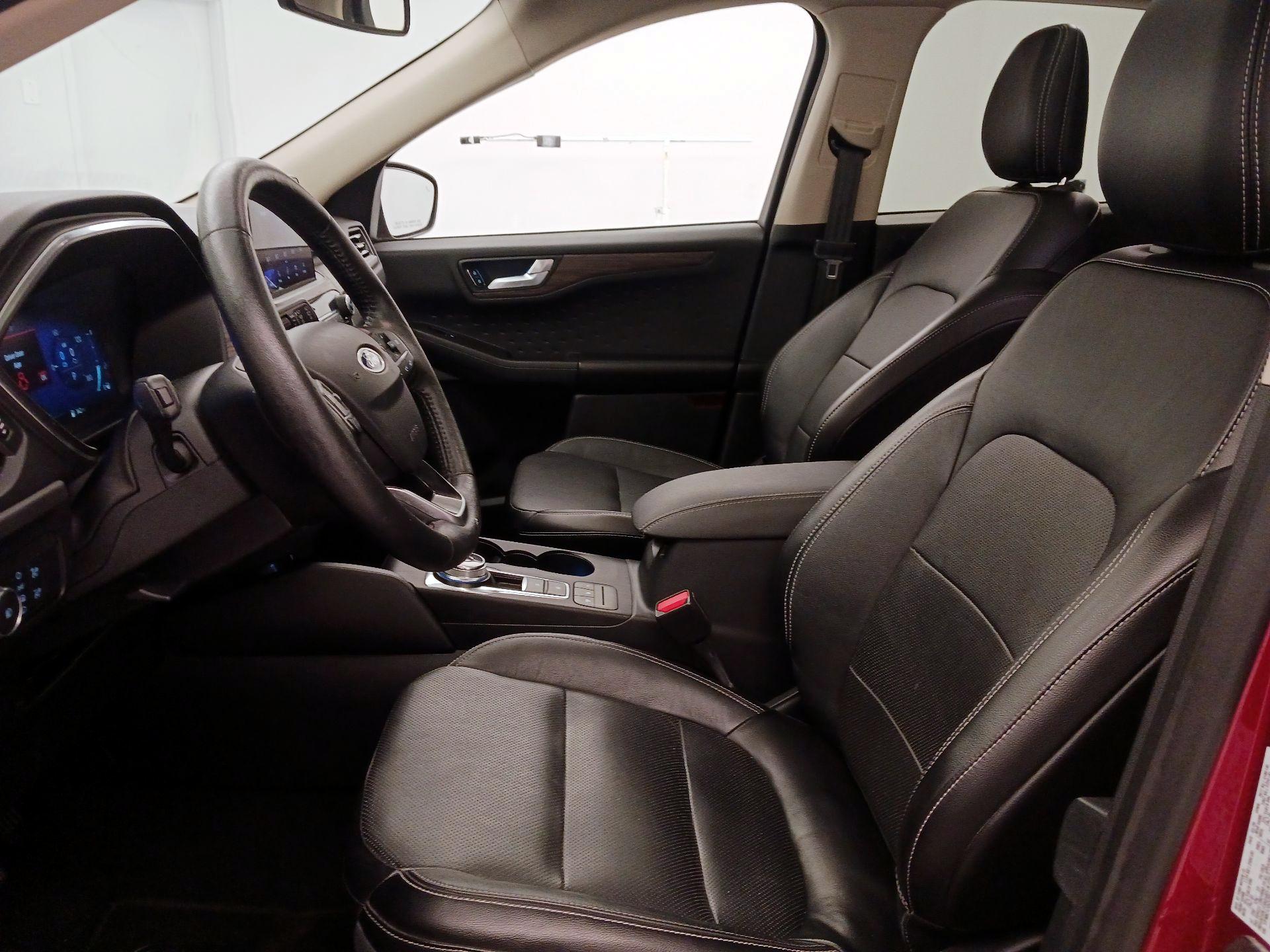 Thumbnail: 2020 Ford Escape - 11