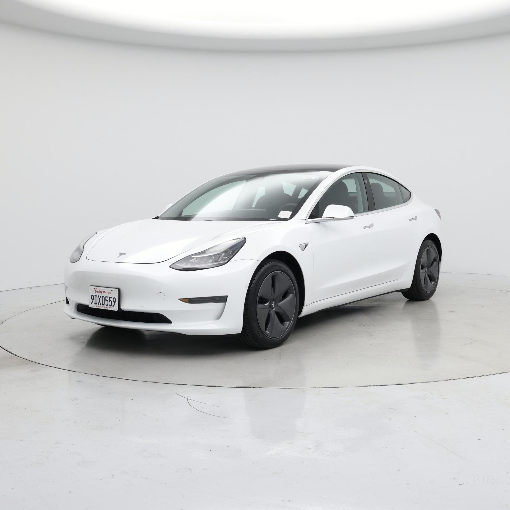 Thumbnail: 2019 Tesla Model 3 - 4