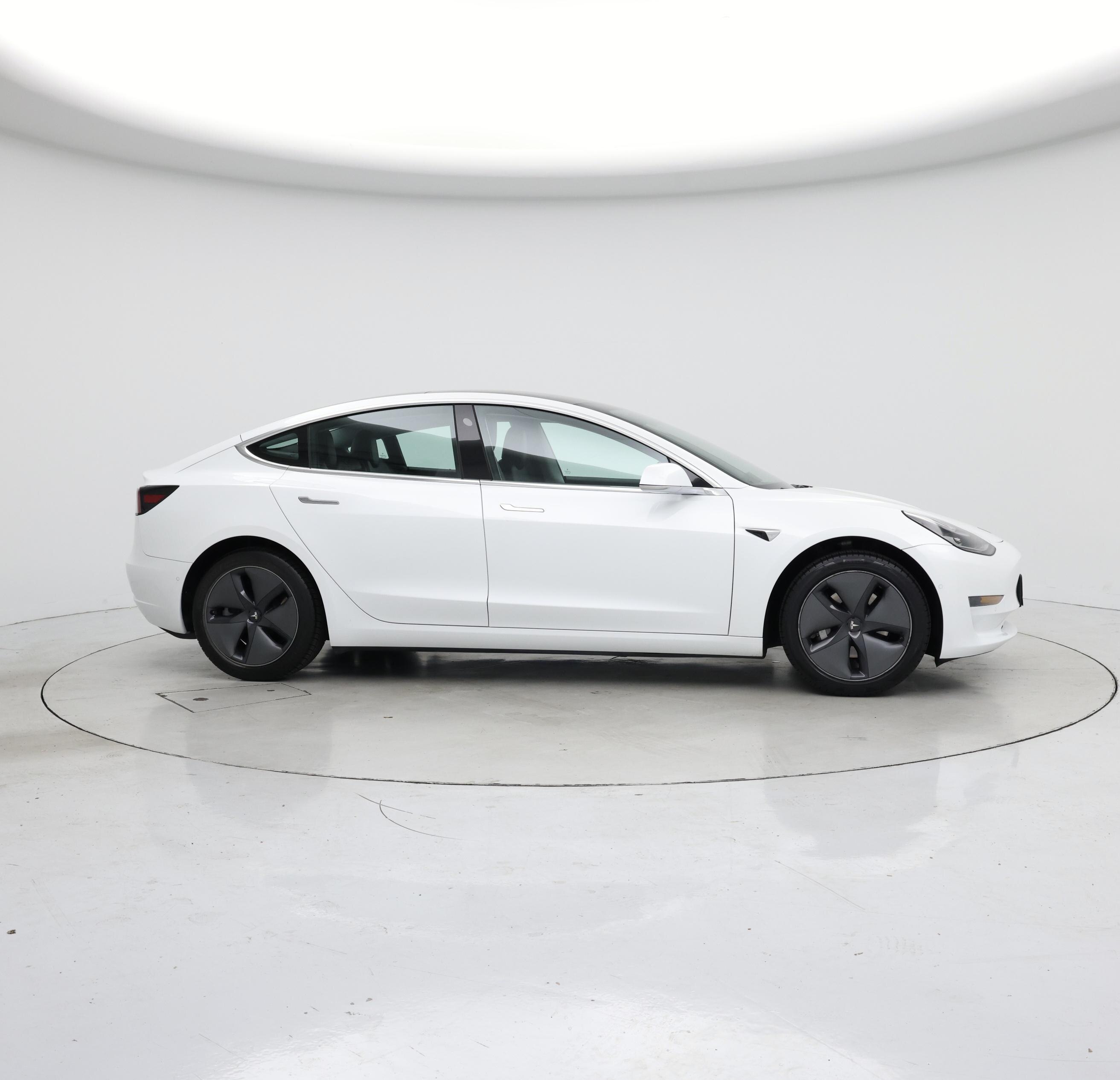 Thumbnail: 2019 Tesla Model 3 - 7