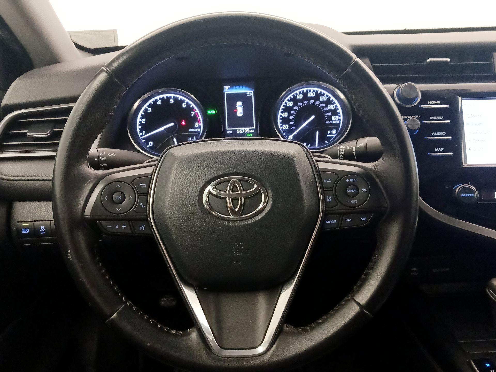 Thumbnail: 2019 Toyota Camry - 10