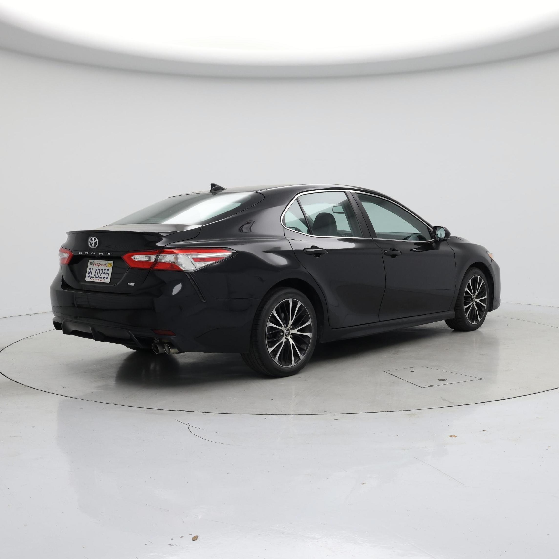 Thumbnail: 2019 Toyota Camry - 8