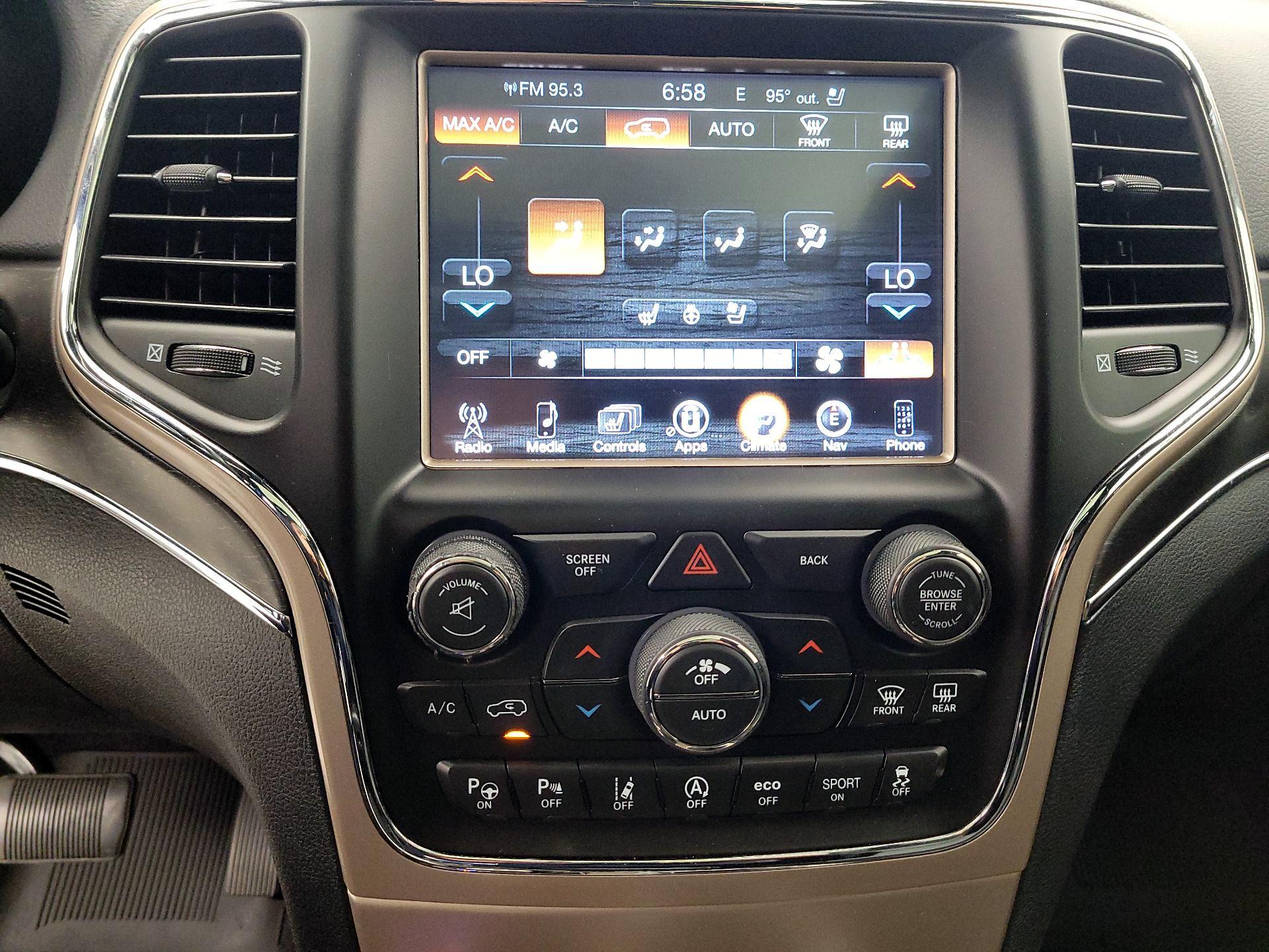 Thumbnail: 2017 Jeep Grand Cherokee - 16
